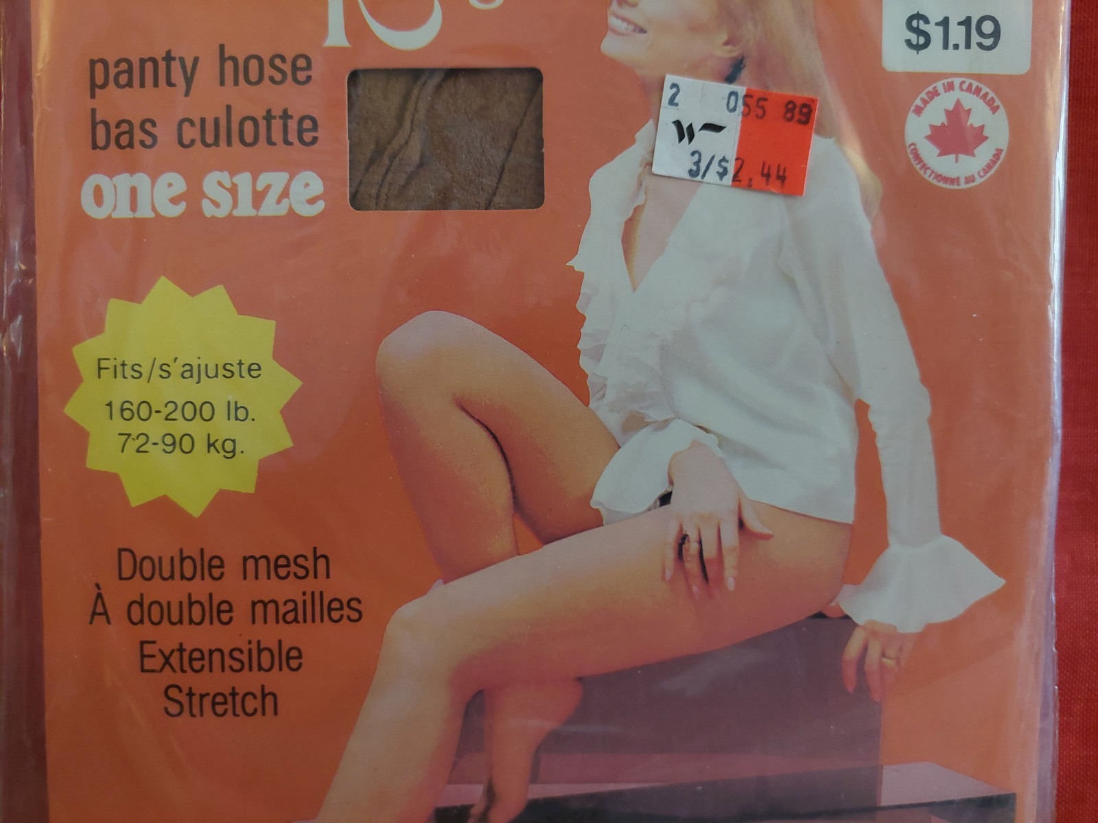 Vintage Pantyhose Rare Moulin Rouge Color Beige Queen BAMA2