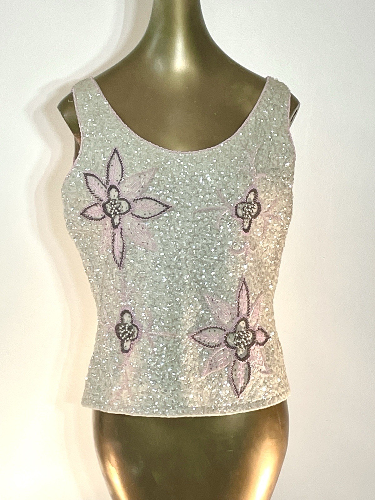 Vintage 1950s Pink And White Beaded Shell Tank Top