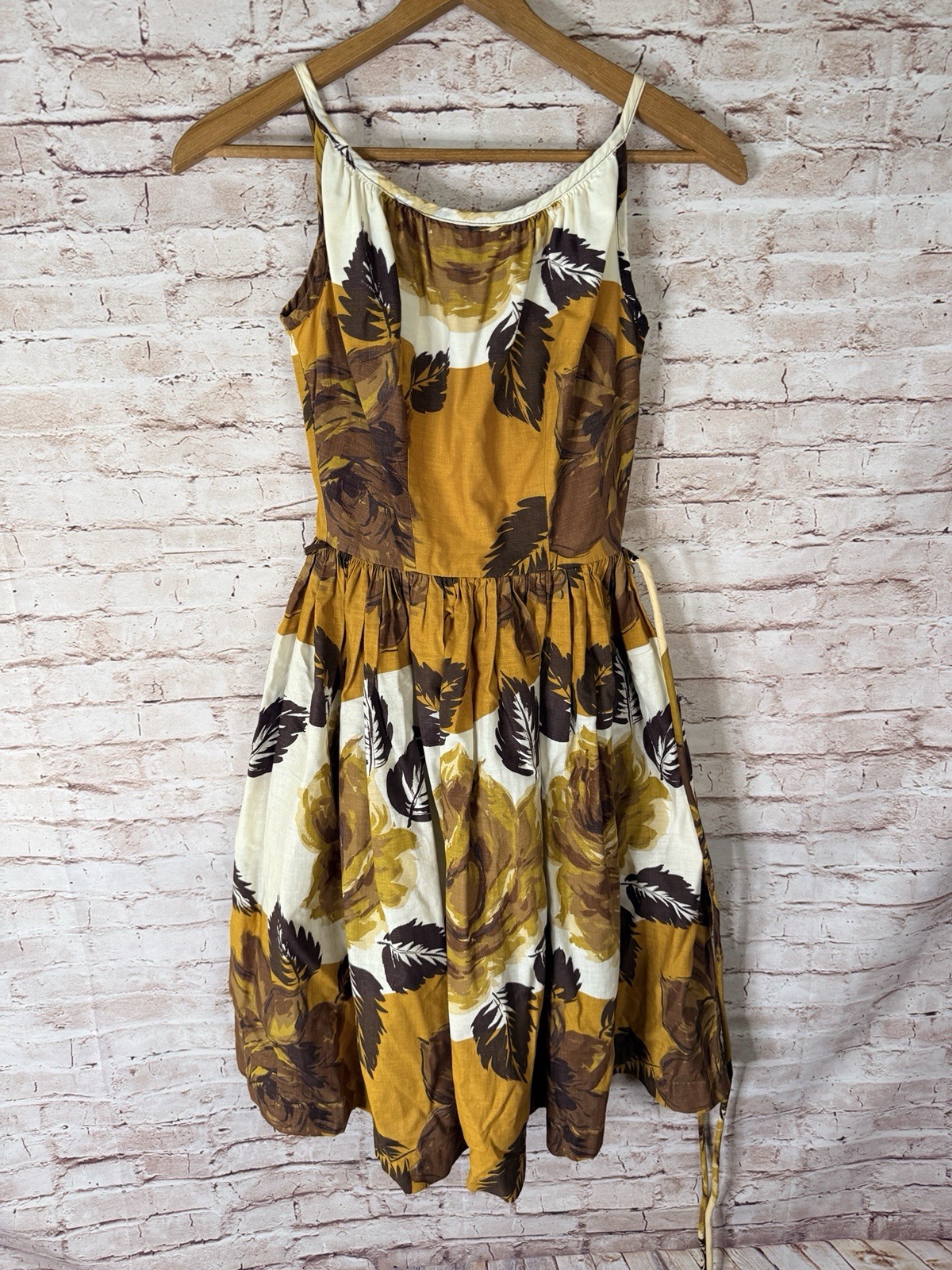 Vintage 50’s Pin Up Dress Tiki Rockabilly Sweep Floral Cole of California XS/ S