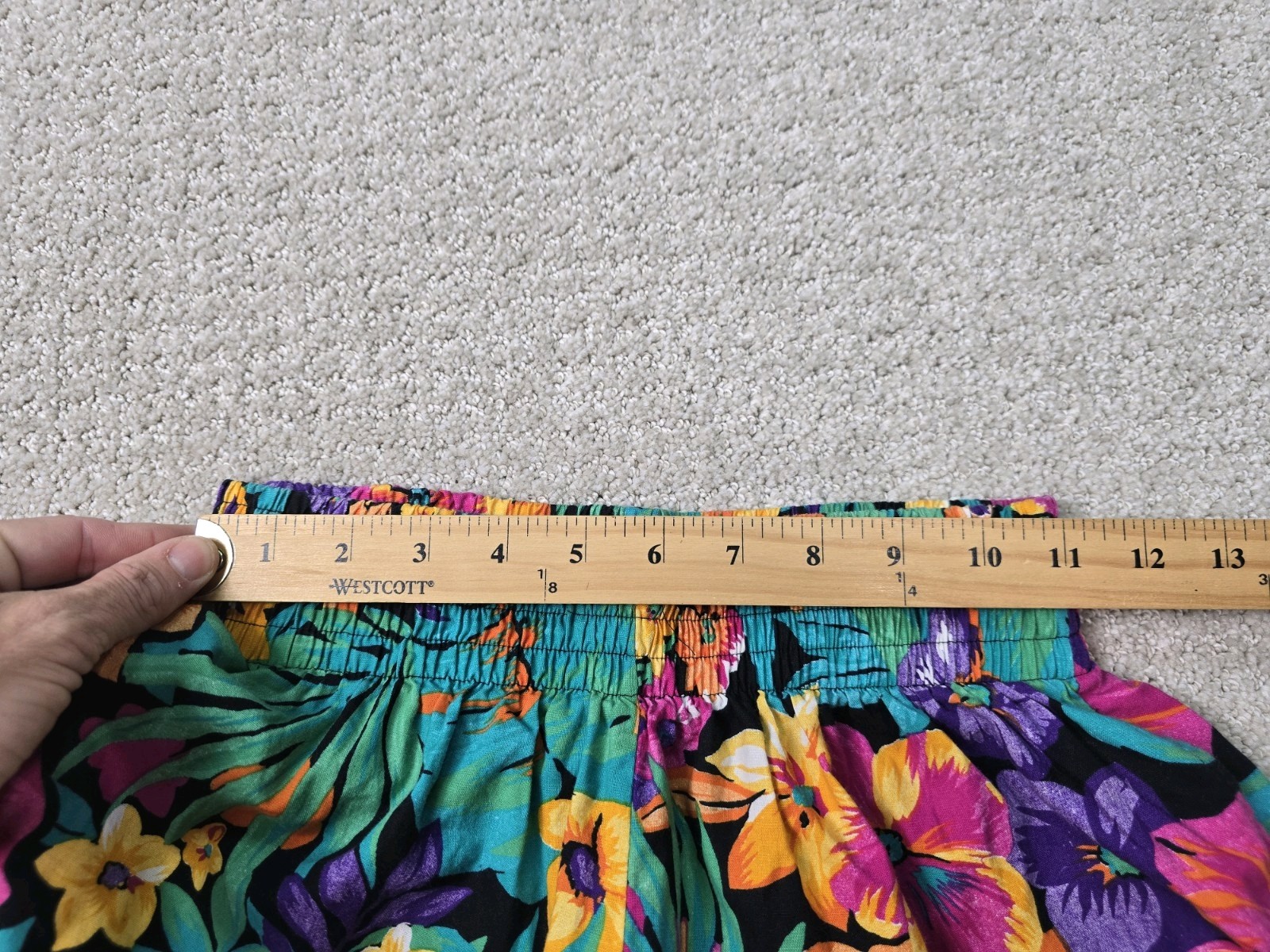 Vintage 80s Medium M Sostanza Multicolor Shorts Stretch Elastic Floral USA Beach