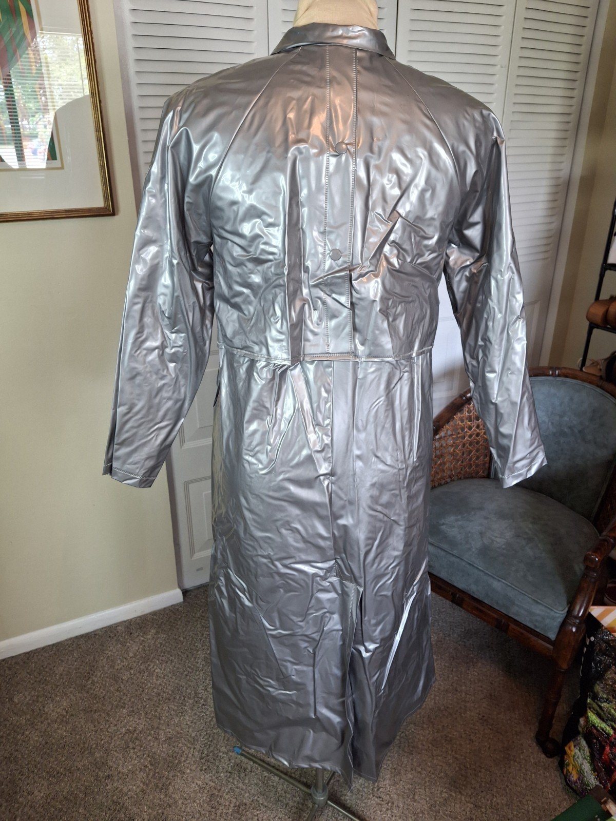 80’s Vintage KENN SPORN WIPPETTE Vinyl Shiny Raincoat Slicker Size Small