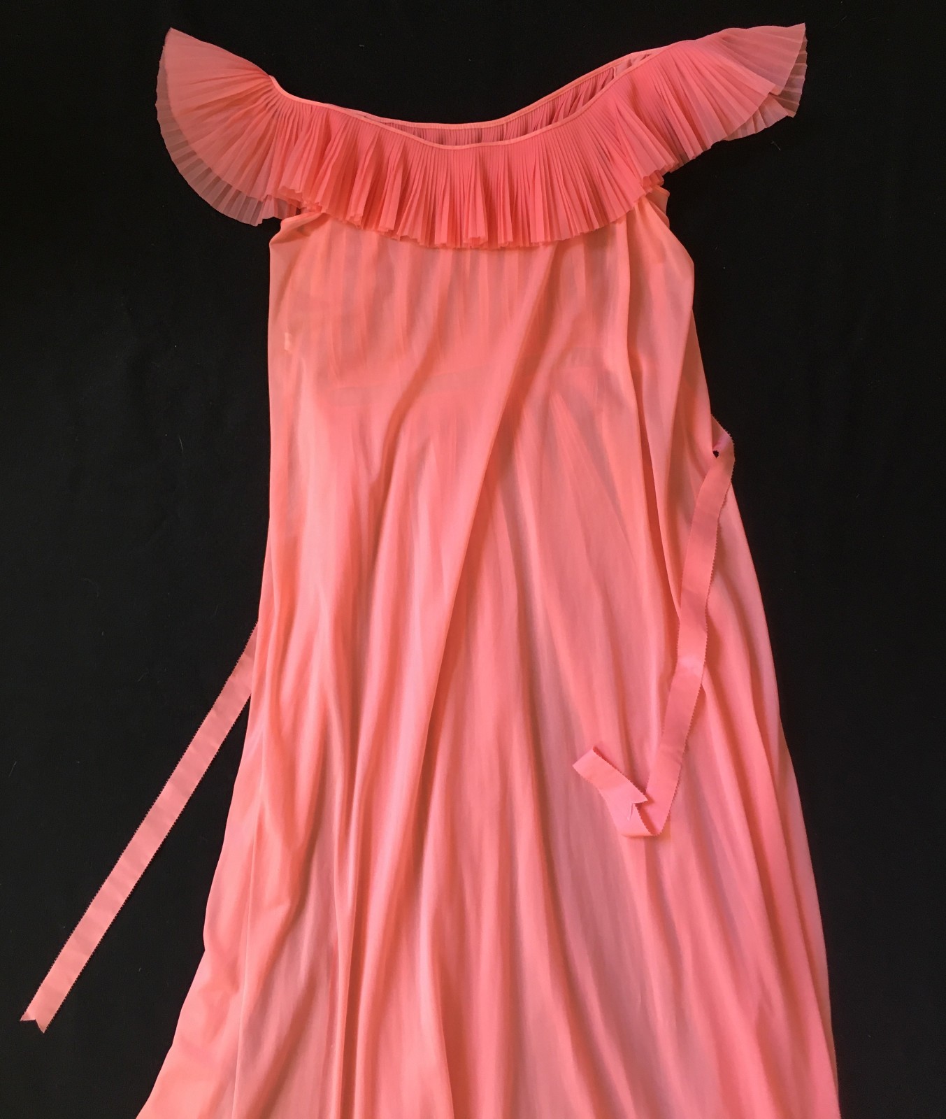 Vanity Fair Coral Pleated Tie Back Gown Slip Dress Negligee Nightgown 36