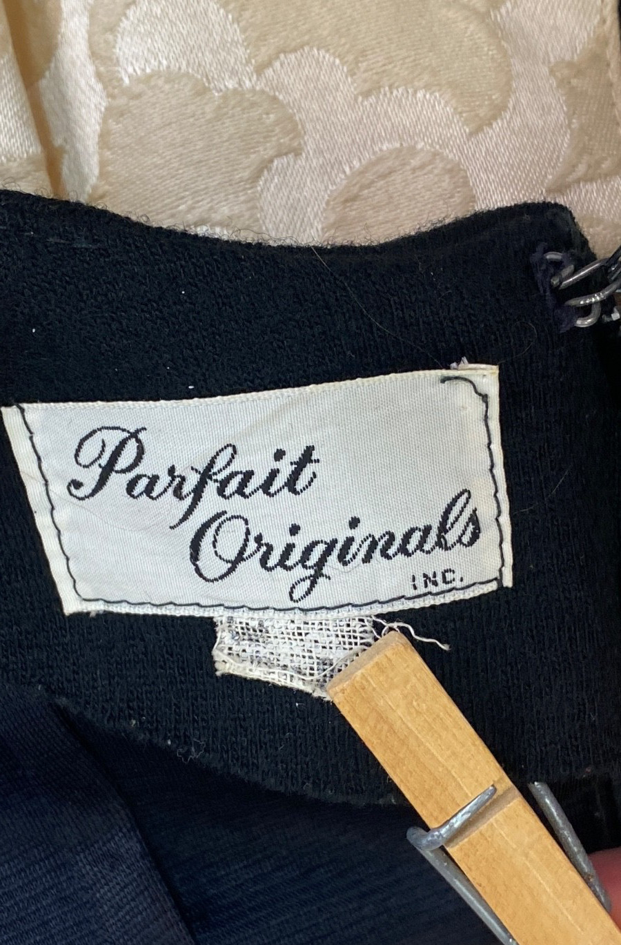 Vintage 1950s black white formal dress XS ivory knee long sleeve wool rosette