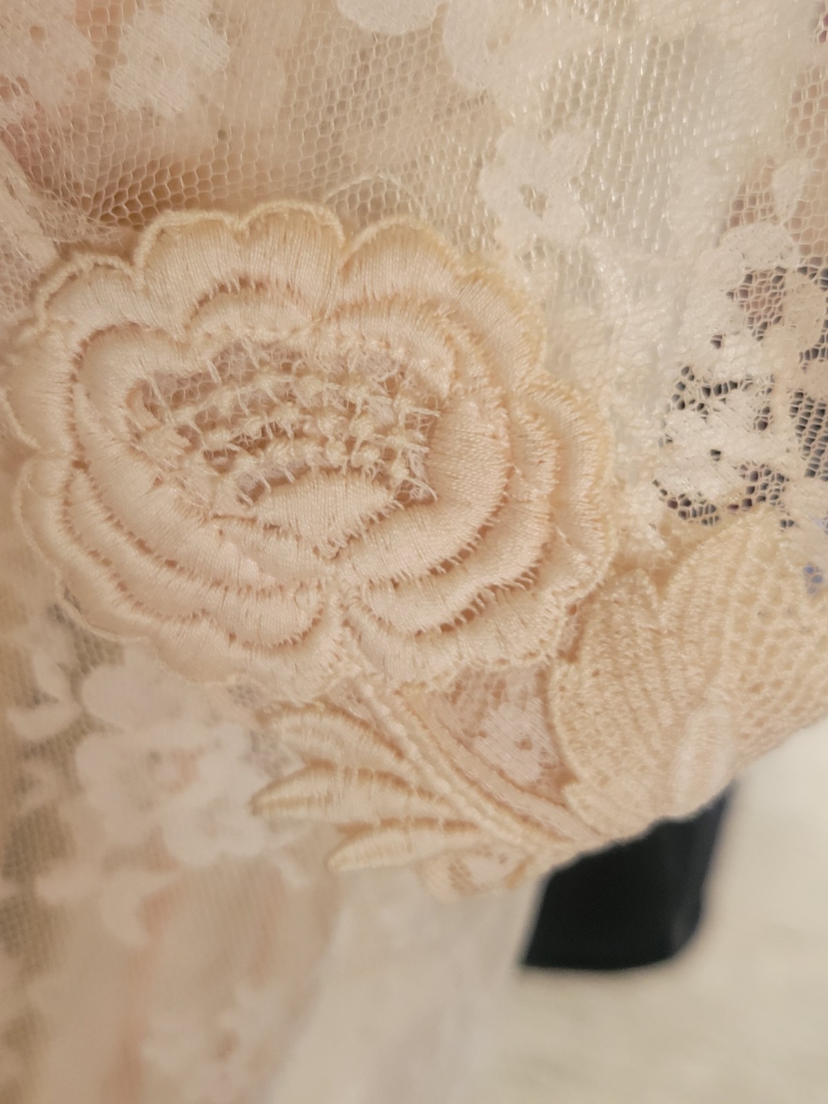 VINTAGE 1970S LORRIE KABALA SHEER NUDE LACE WEDDING DRESS Size XS BEAUTIFUL