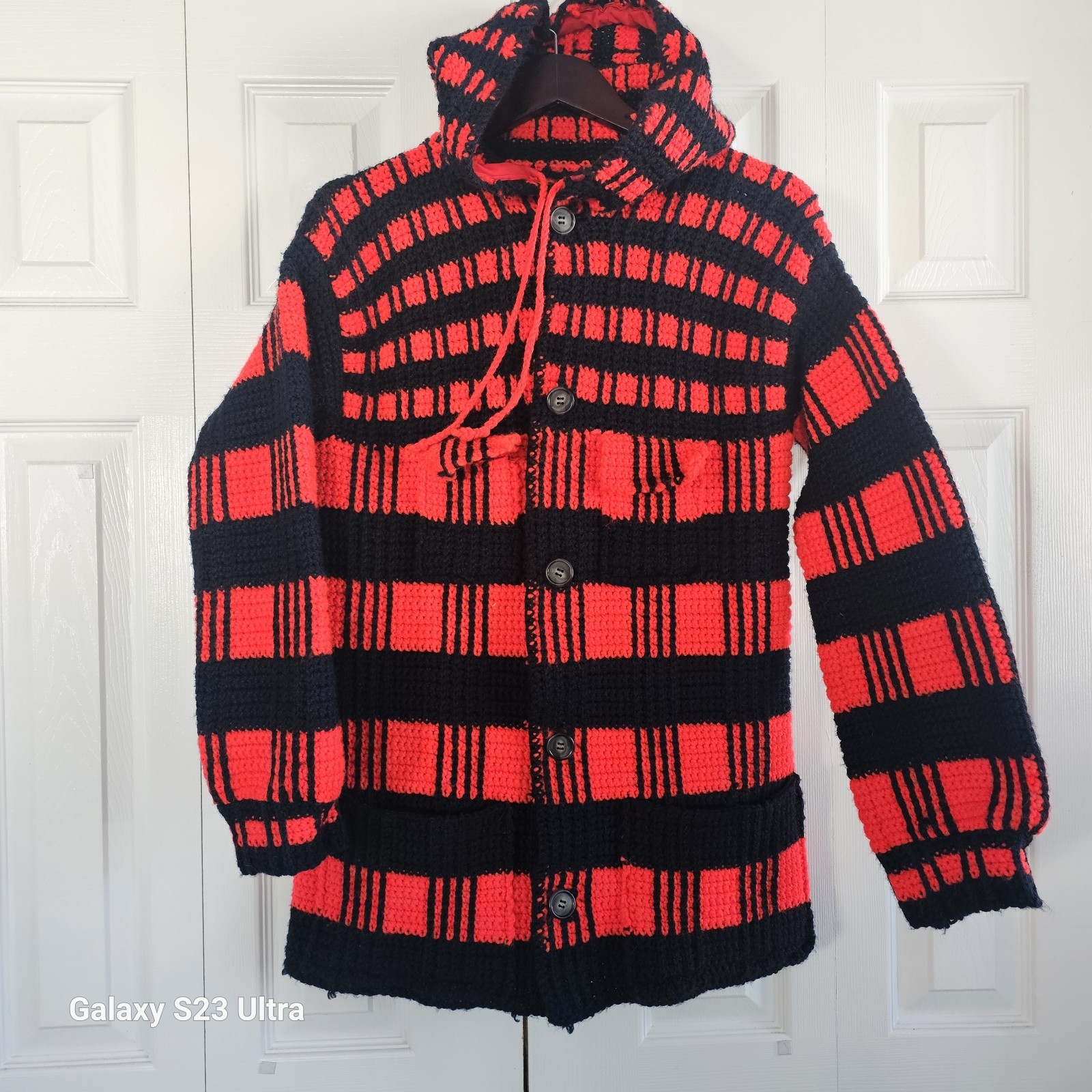 VTG 70s CROTCHET Black and Red HEAVY Jacket Coat w HOOD BUTTONS POCKETS Handmade