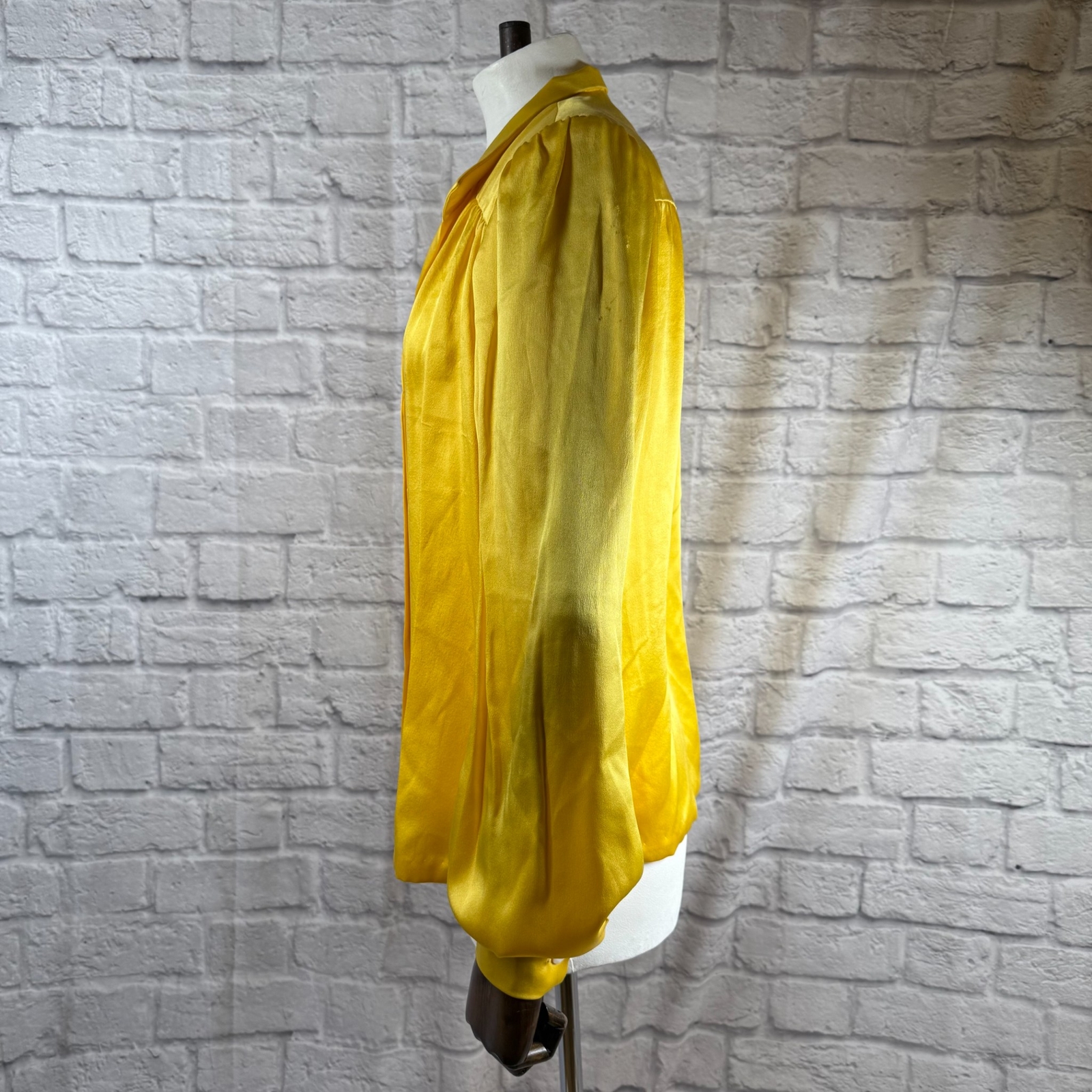 VTG Roberto Avolio Yellow Silk Women’s Blouse And Scarf Made In Italy Sz 42 US 6