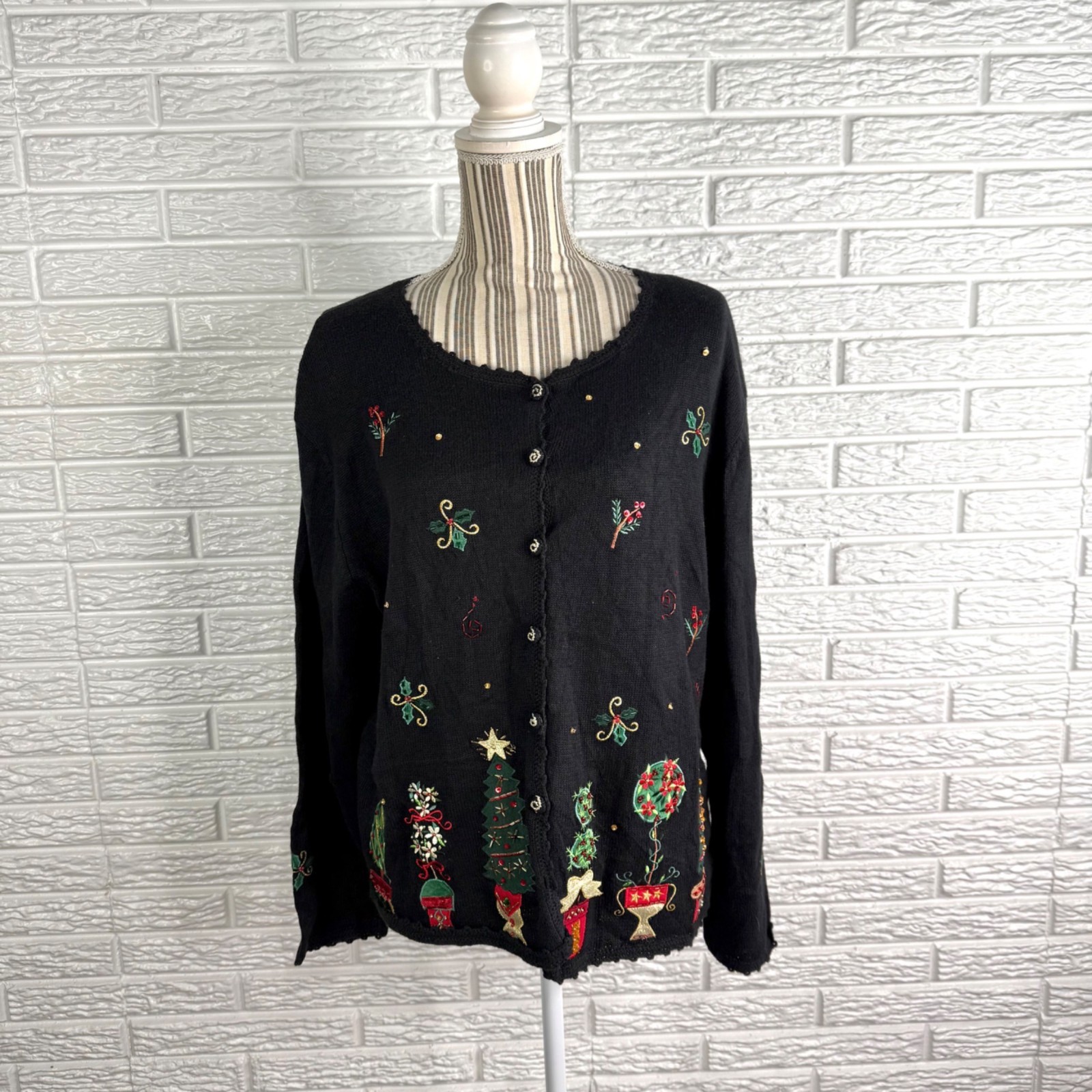 Vintage Heirloom Collectibles Christmas Cardigan Sweater Black Embroidered Large