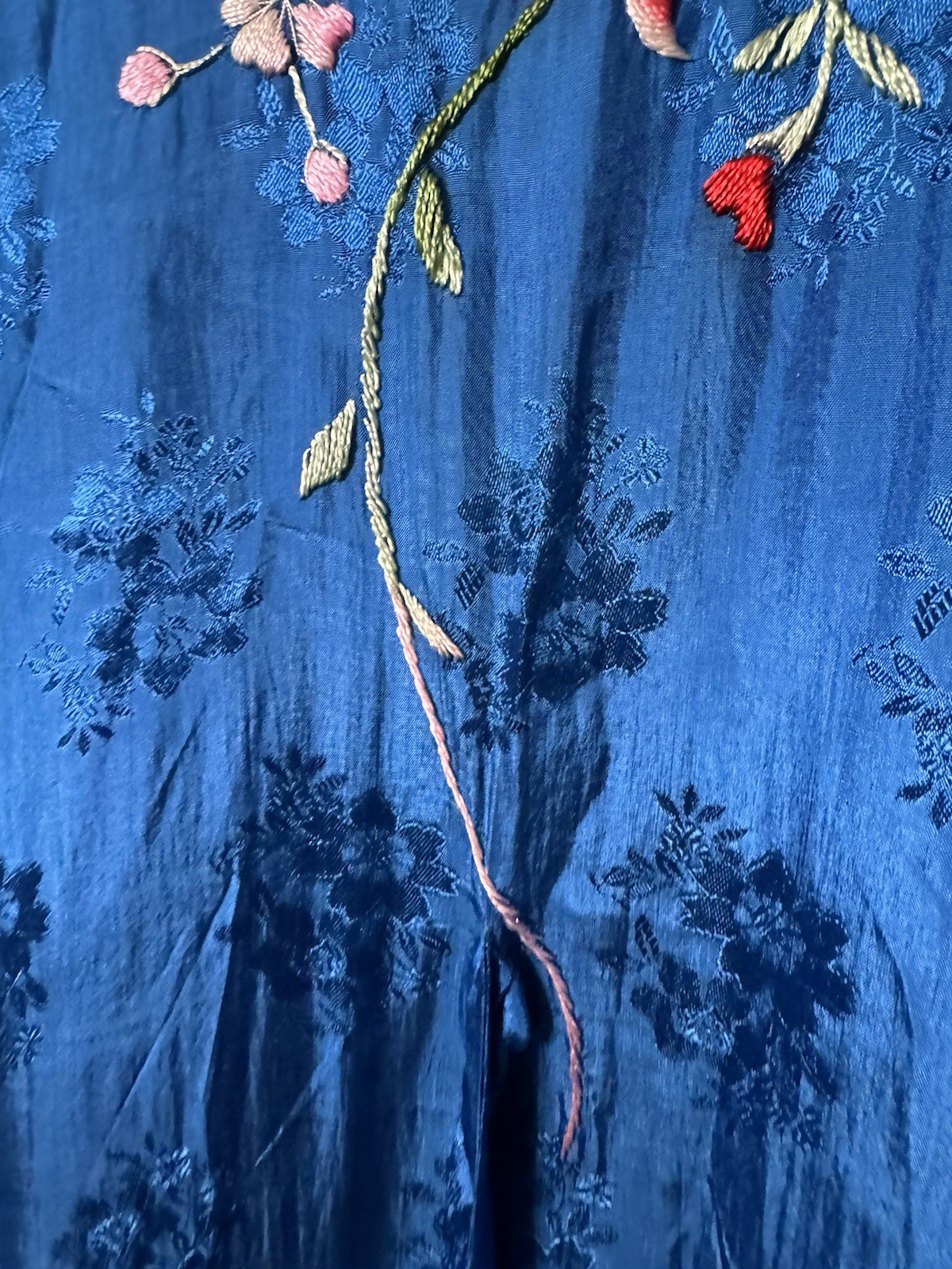 VTG Royal Blue Silk Embroidered Silk Robe Unisex Large Chest 44” Waist 48”
