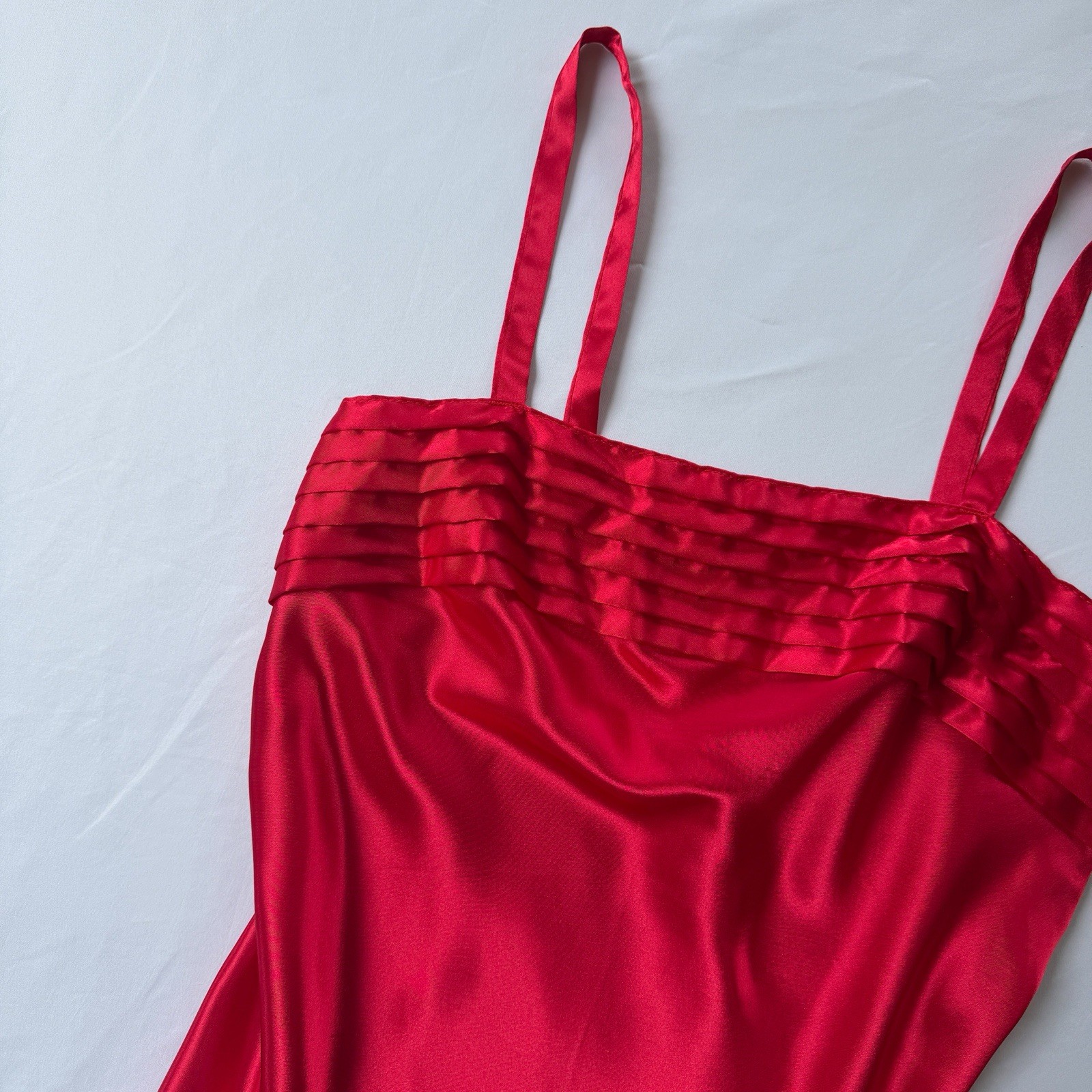 Vintage 80s Escapades Red Satin Tank Top Pin Tuck Pleated Bodice Cami Sz M