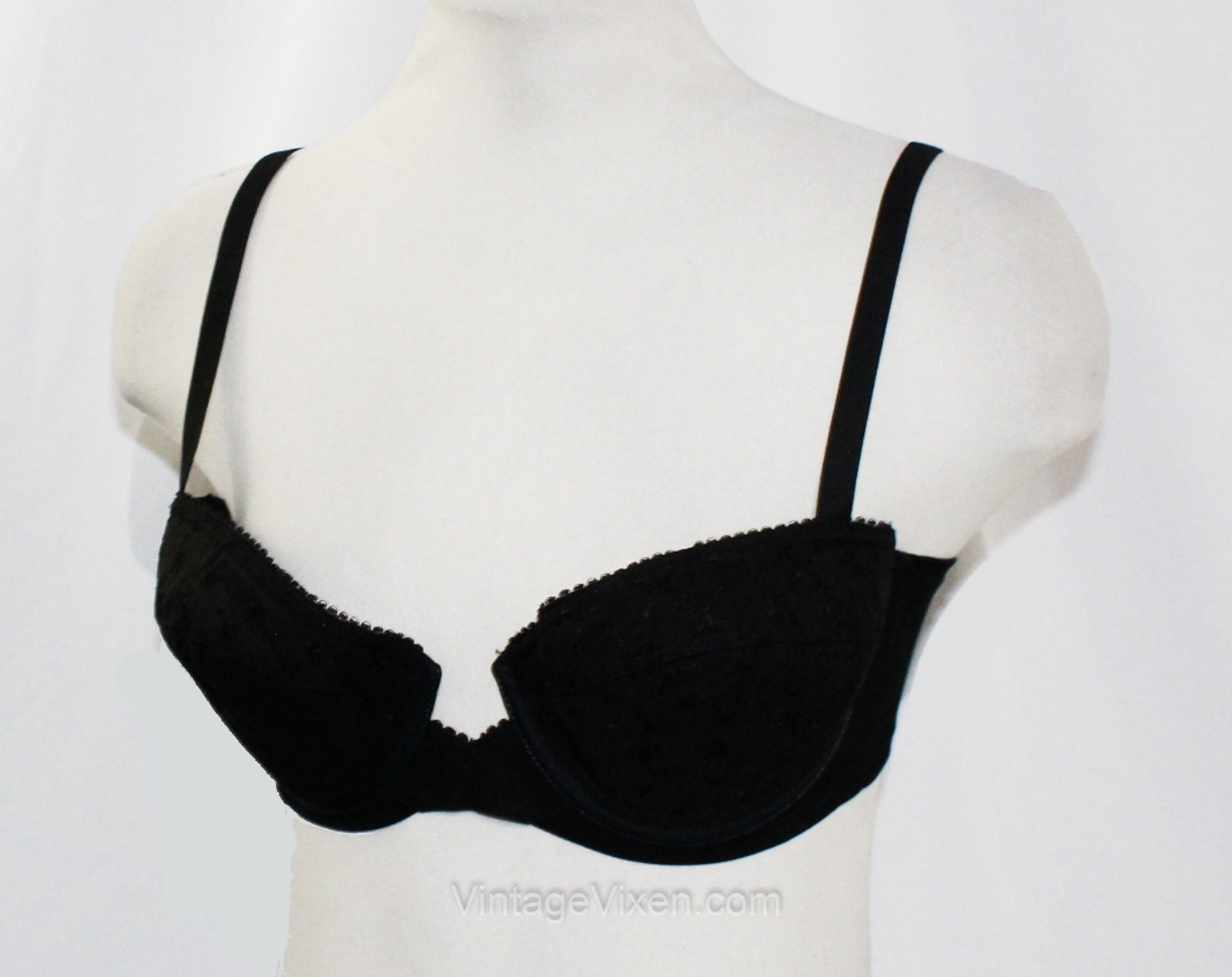 1960s Black Bra – Bond Girl Sexy Pin-Up – 36A Demi Cup Plunge Underwire Bra NOS