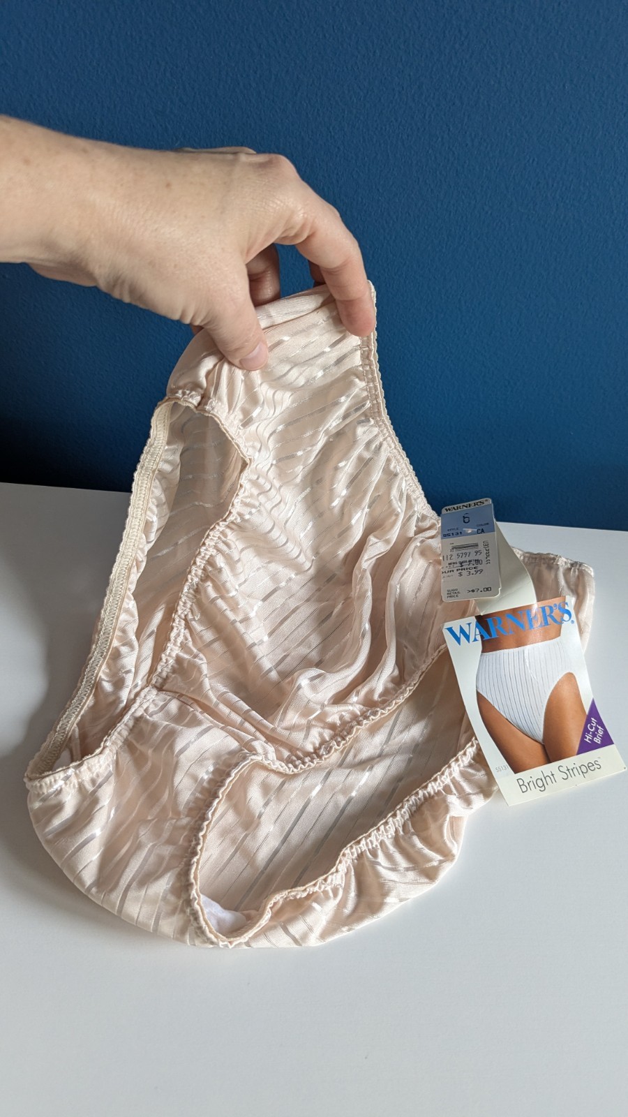 Vintage Warner’s Bright Stripes Beige High Cut Bikini Panties NWT Size 6/M 55131
