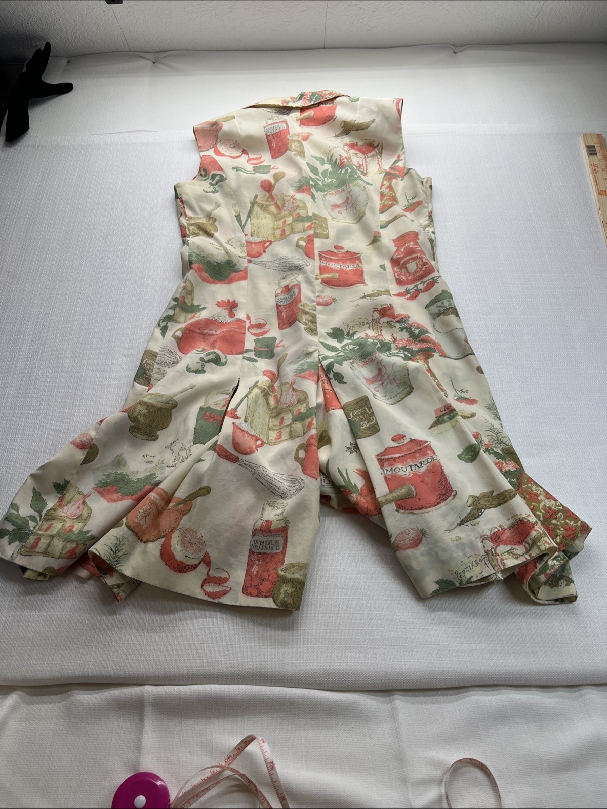 1950’s Rare Serbin Doulottes (Culottes) Pleated Novelty Print Sleeveless Dress