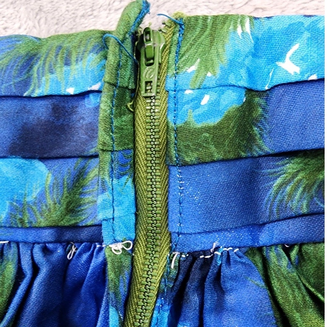 Vintage 40s 50s VIP Fabrics Skirt Womens S Blue Green Floral Pleated Maxi Zip