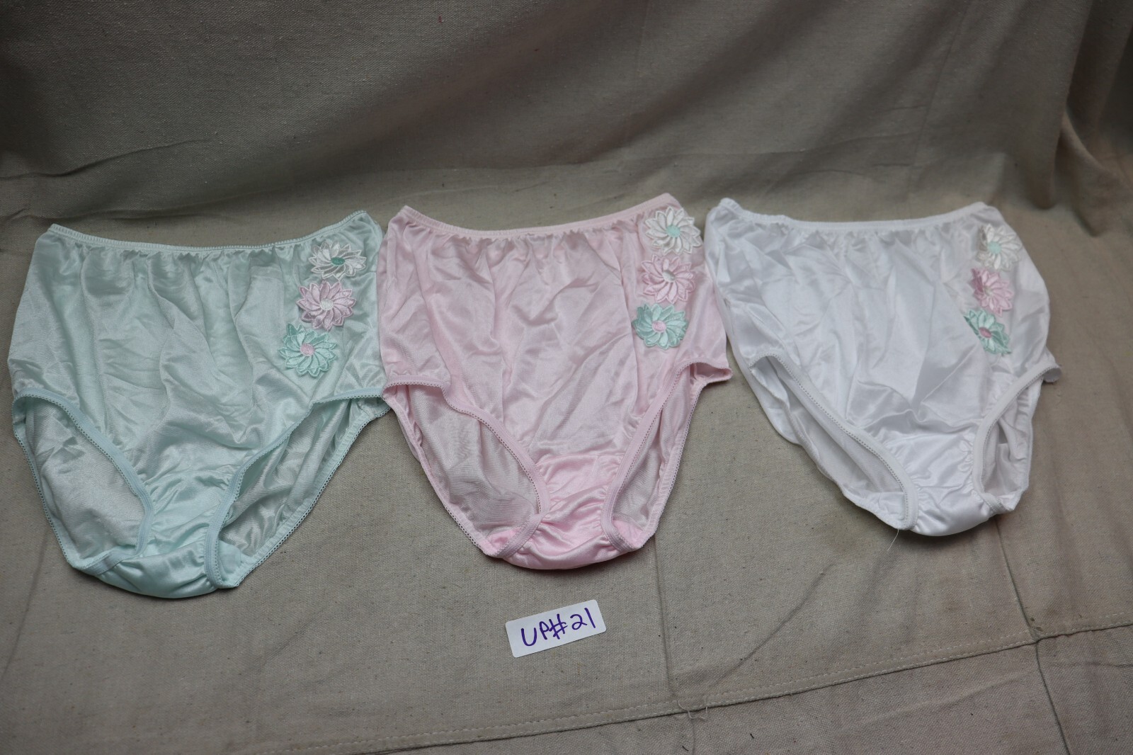 3x Vintage NYLON Panties Smart Fit Sz 5 White Pink Teal Pin-Up Retro Flowers