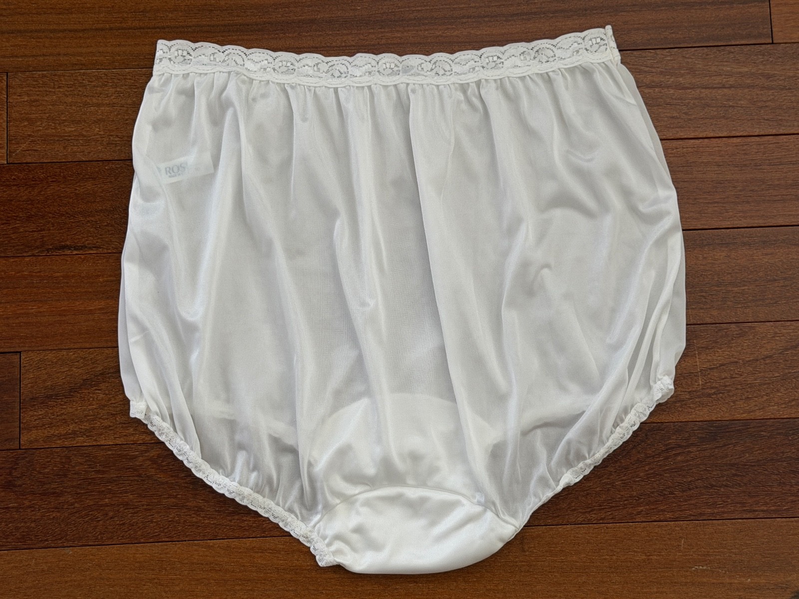 Vintage ROSE Brand High Waist Granny Panties Ivory Nylon Lace Sz 10 NOS 3 Pair