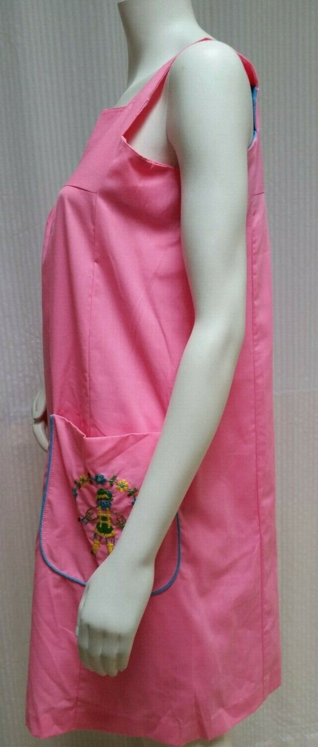 Vintage PLAZA 9 Pink Pinafore Babydoll Dress w/ Embroidered Pockets – Size S/M