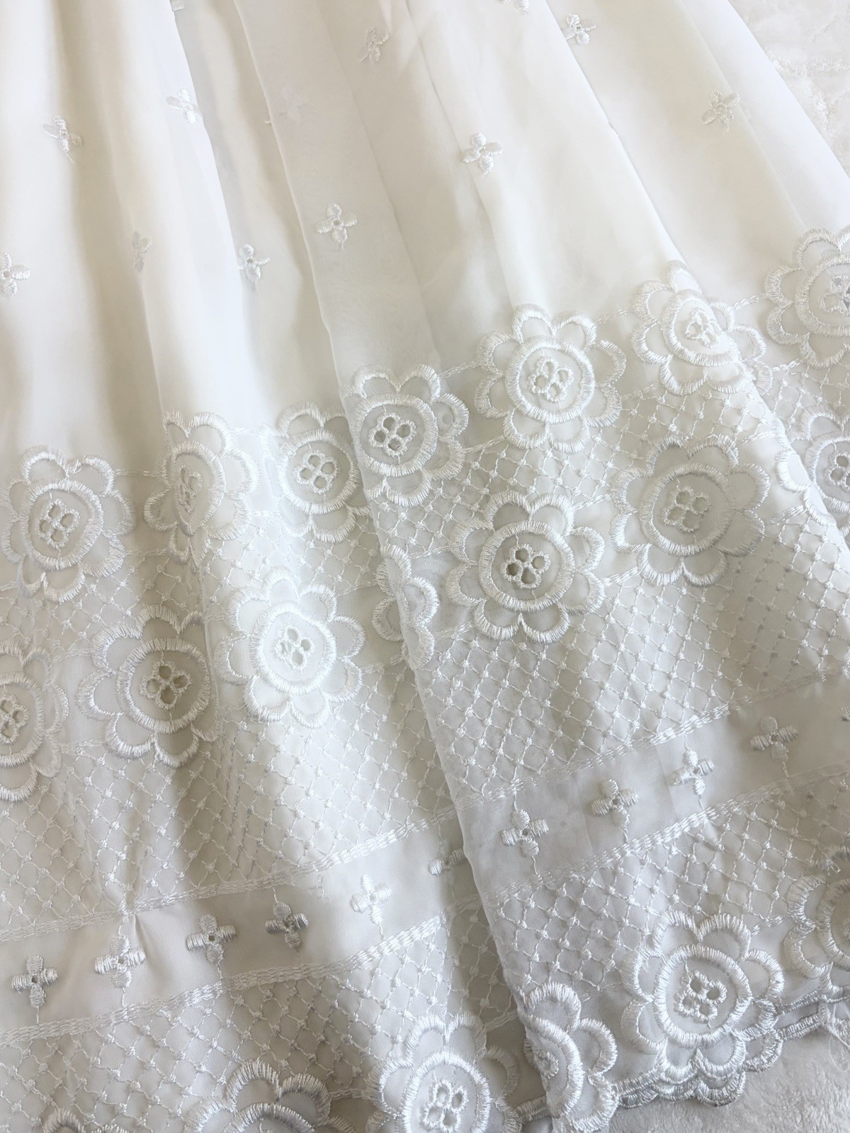 VTG 60s 70s Alyce Design’s Size 8 White Embroidered Long Dress Wedding Formal