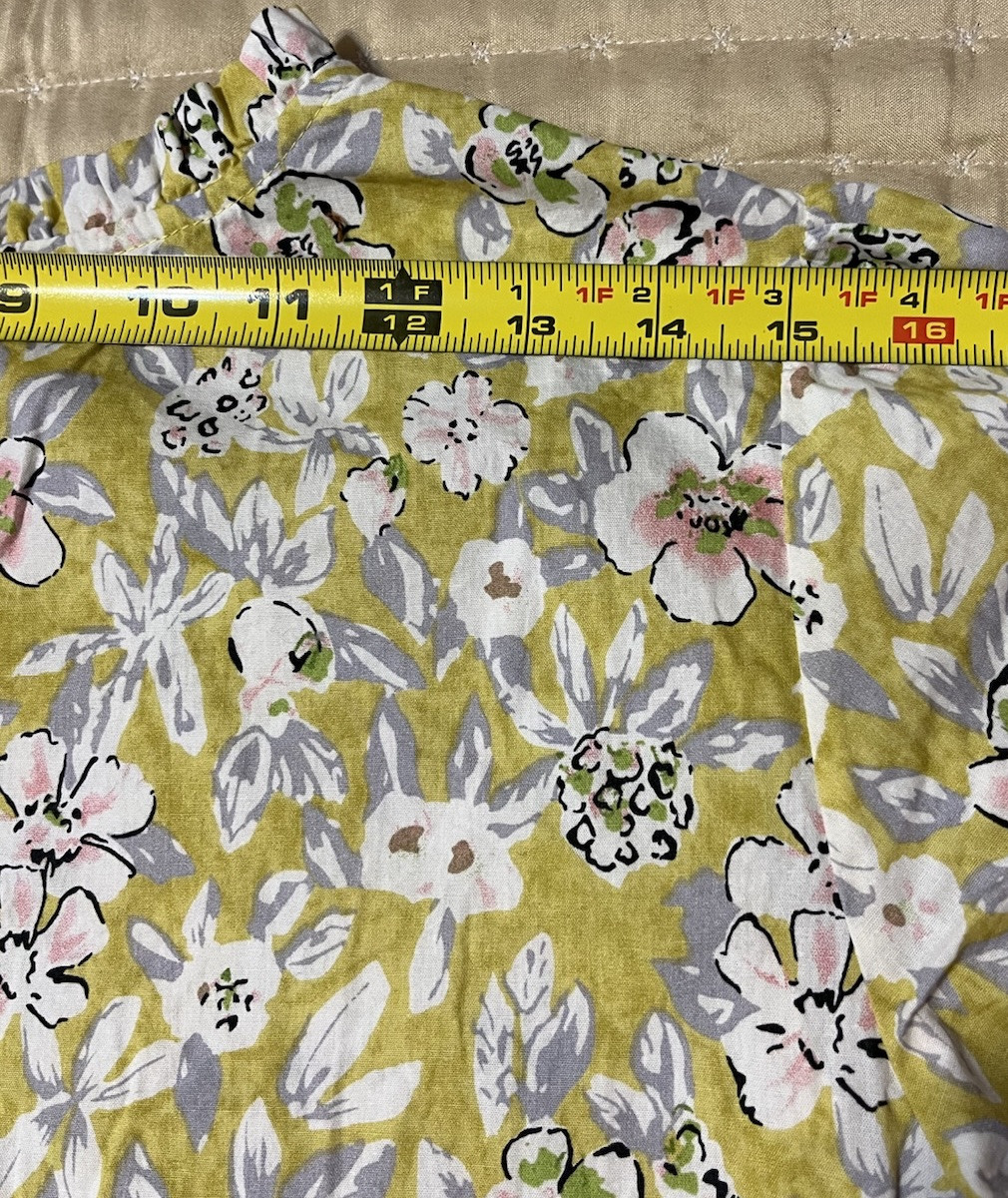 Mod Boutique Sz L Blouse Floral Rear Button Peek A Boo Back Short Sleeve Shirt