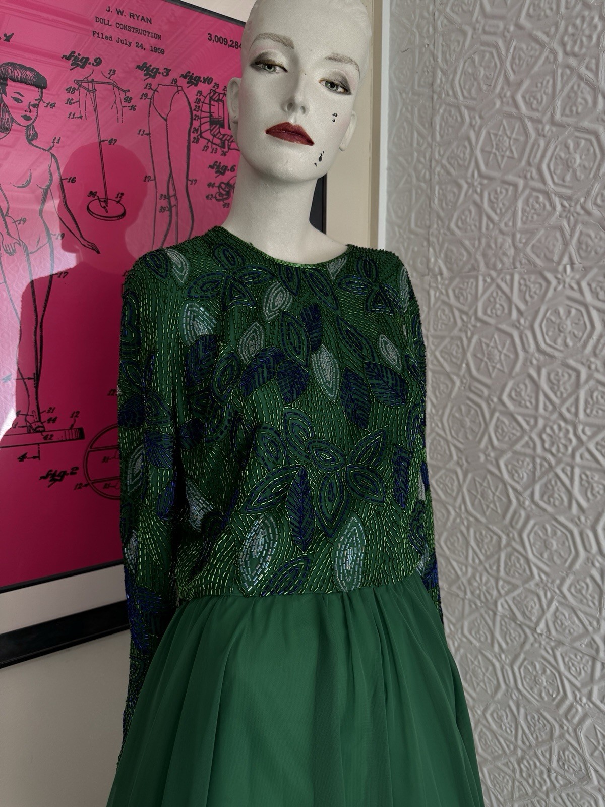 1980s Green Beaded Chiffon Cocktail Dress-Floral-Foliage-Glam-Hollywood-S/M