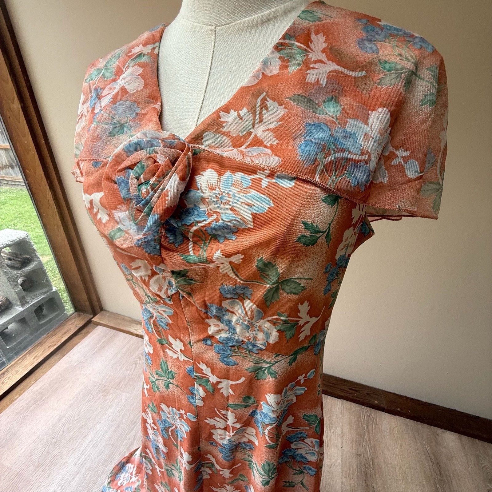 Vintage 1970s Orange Floral Print Maxi Dress Capelet Flutter Sleeve