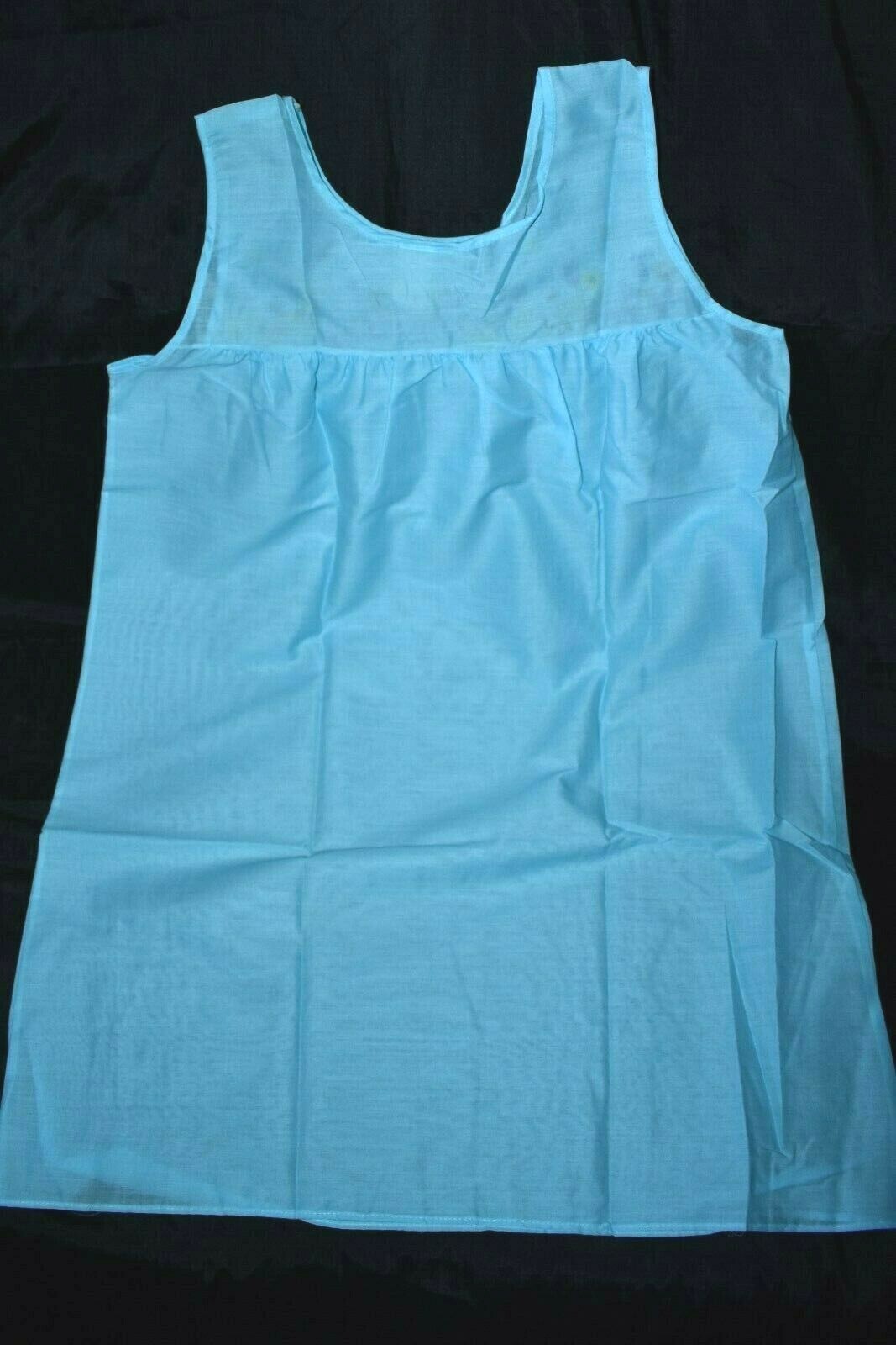 Vintage 70s MISTRA Ladies Nightgown Sleepwear Blue Embroidered sz M UNWORN !!