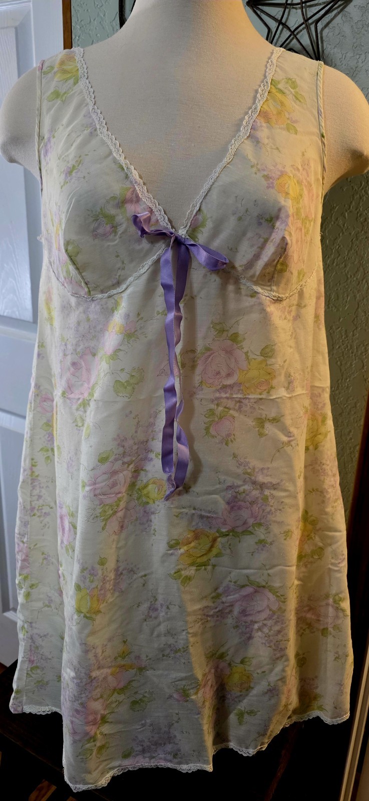 Vintage Altered? Thin Material Nightgown – Sleeveless – Cottage Core. – Granny