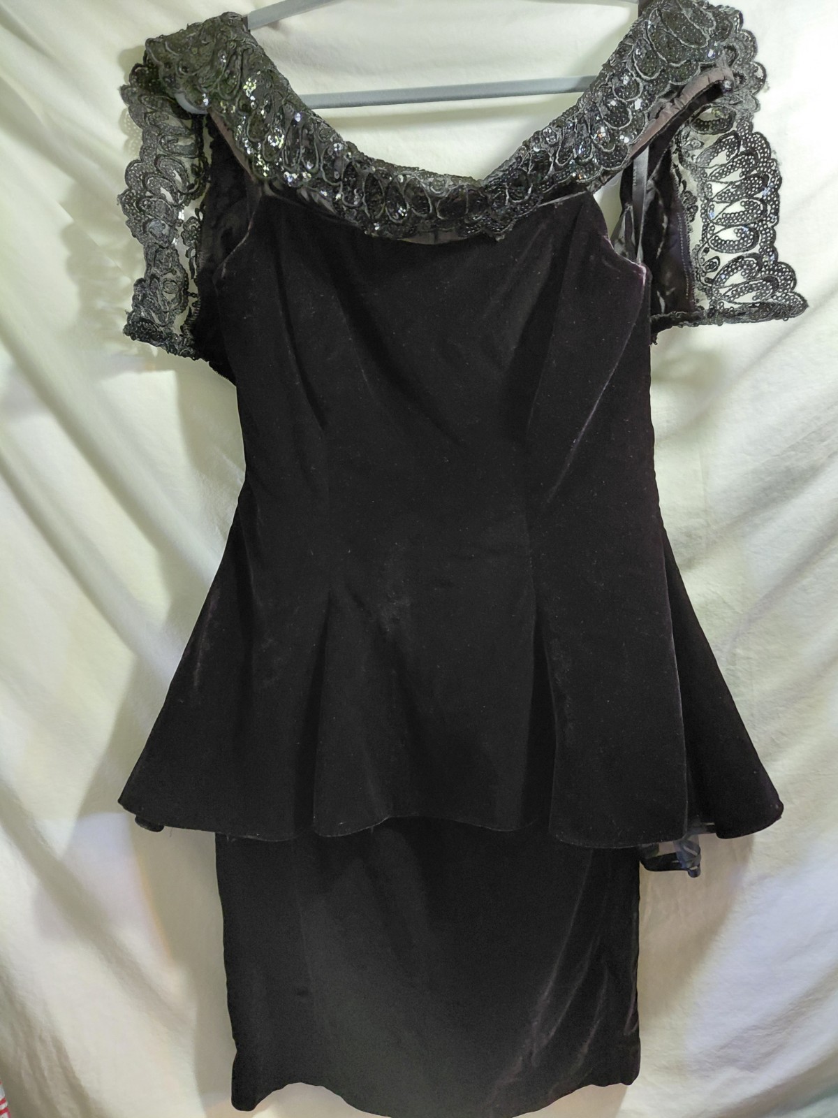 Vtg Karen Lucas For Nikki Size 10 Blk Sheath Velvet Dress Peplum Prom Blk Dress