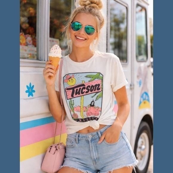 Retro South Western , Old Saloon-Era, Vintage graphic Tee, Tucson NWT Sz XSmall