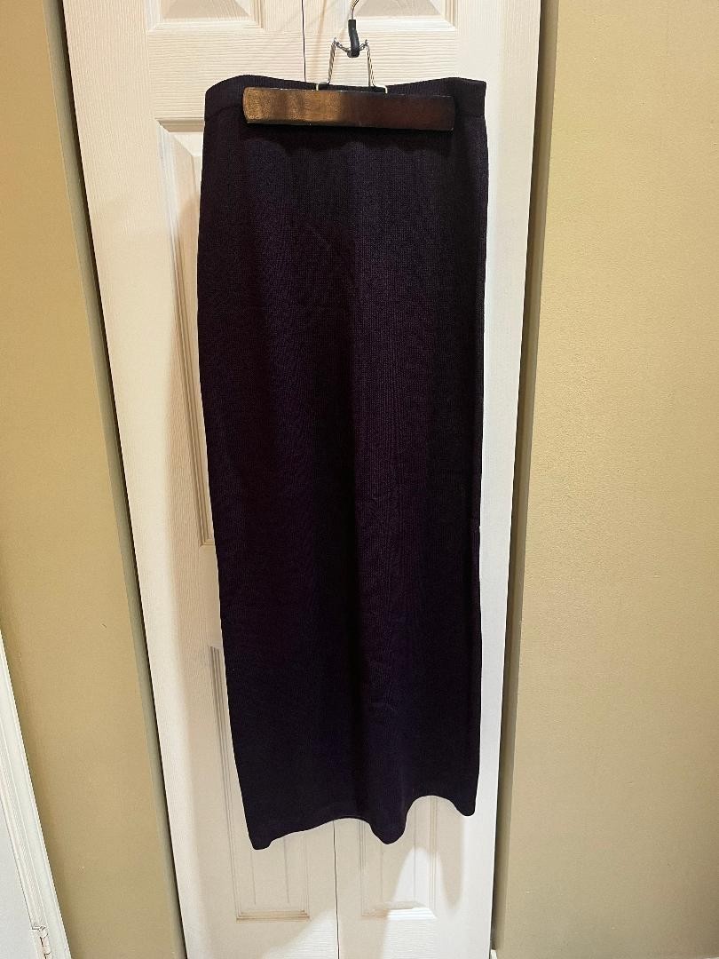 VINTAGE ST JOHN EVENING CARDIGAN WITH SKIRT BY MARIE GRAY VIOLET COLOR , SIZE 8