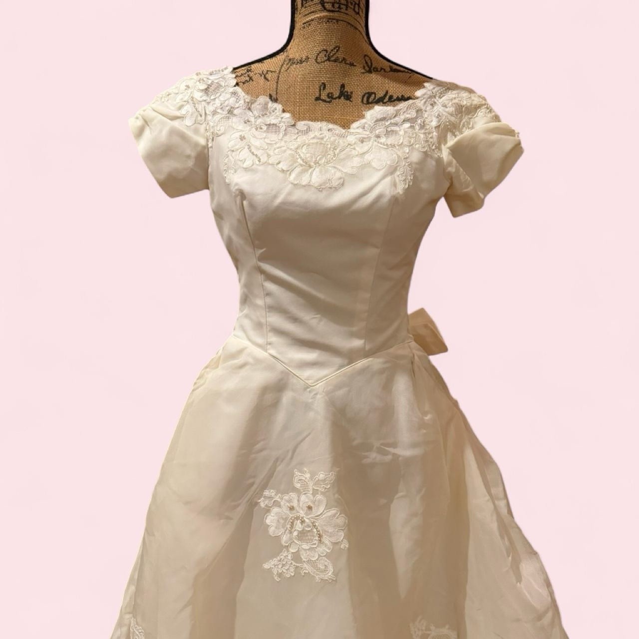 1950’s Vintage Wedding Dress Bow Floral Lace Embroidered Size 0/2