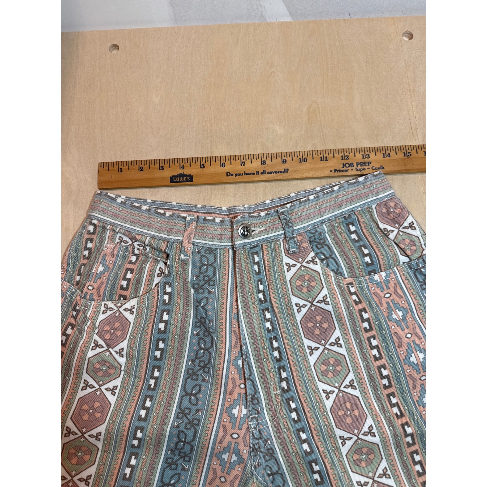 Vintage Bill Blass 80s High Waisted Southwestern Geometric Denim Shorts Size 10