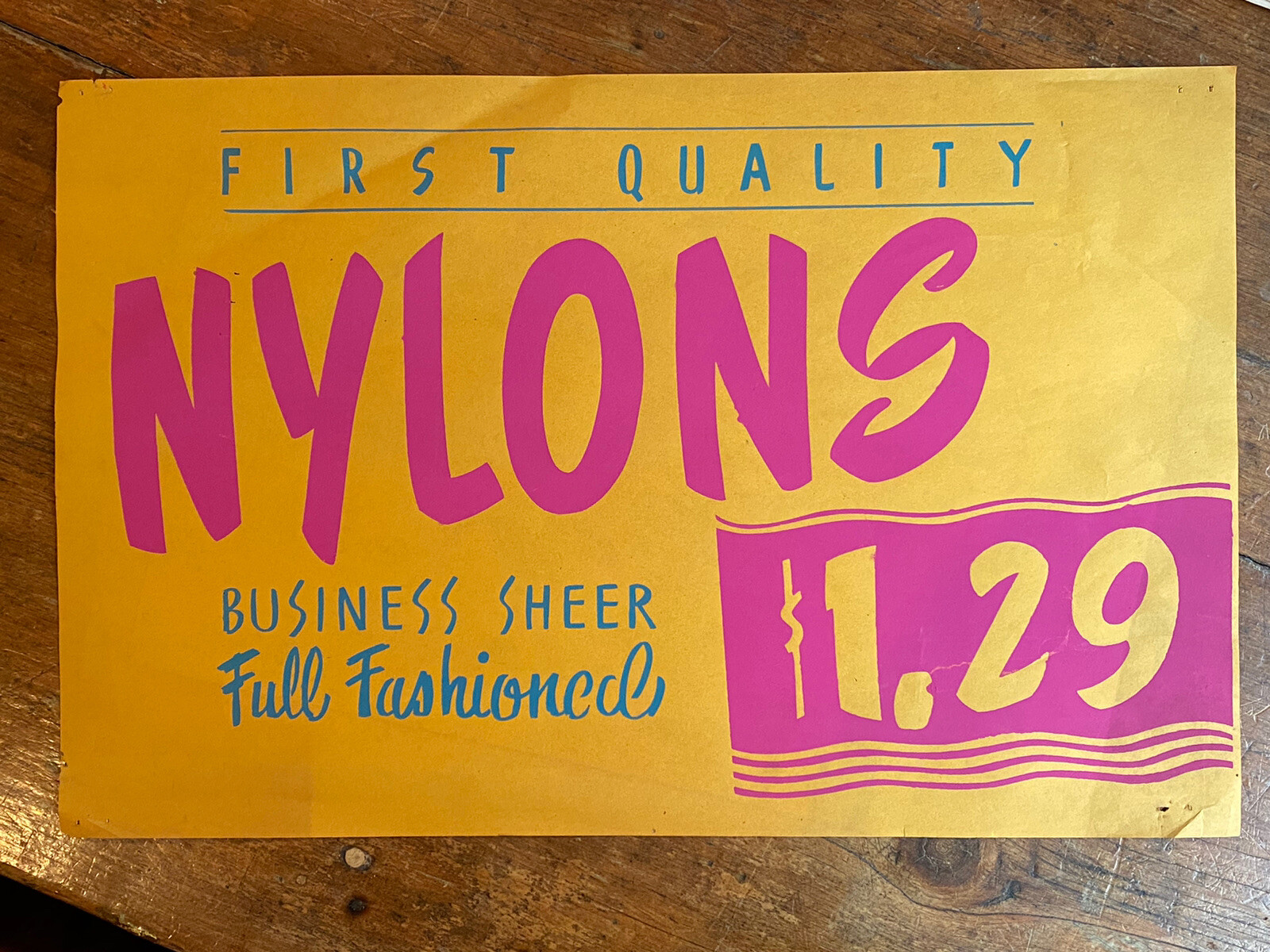 Vintage C.1950 „Business Sheer, NYLONS” Advertising Display Signage 17×11