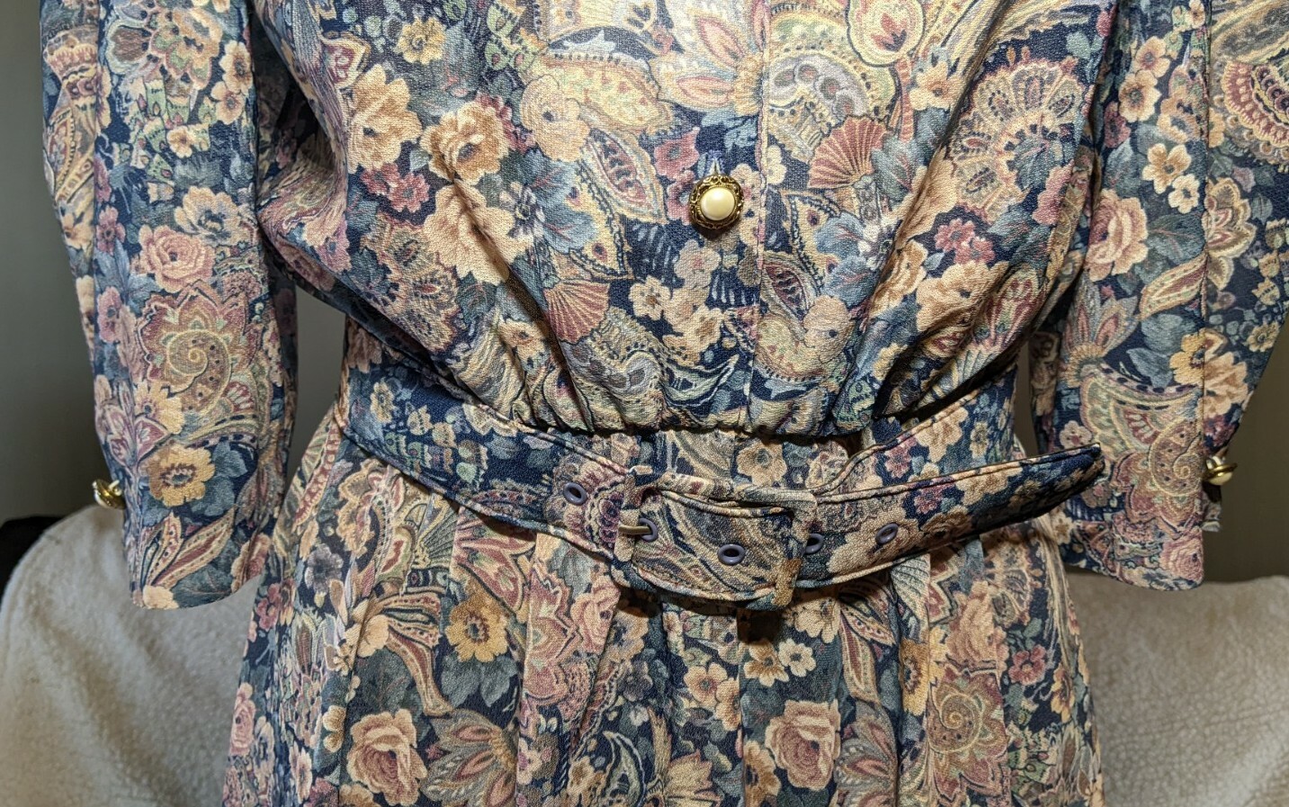 CALIFORNIA LOOKS Vintage Floral MAUVE Navy Puff Sleeve Dress MODEST 6 Petite