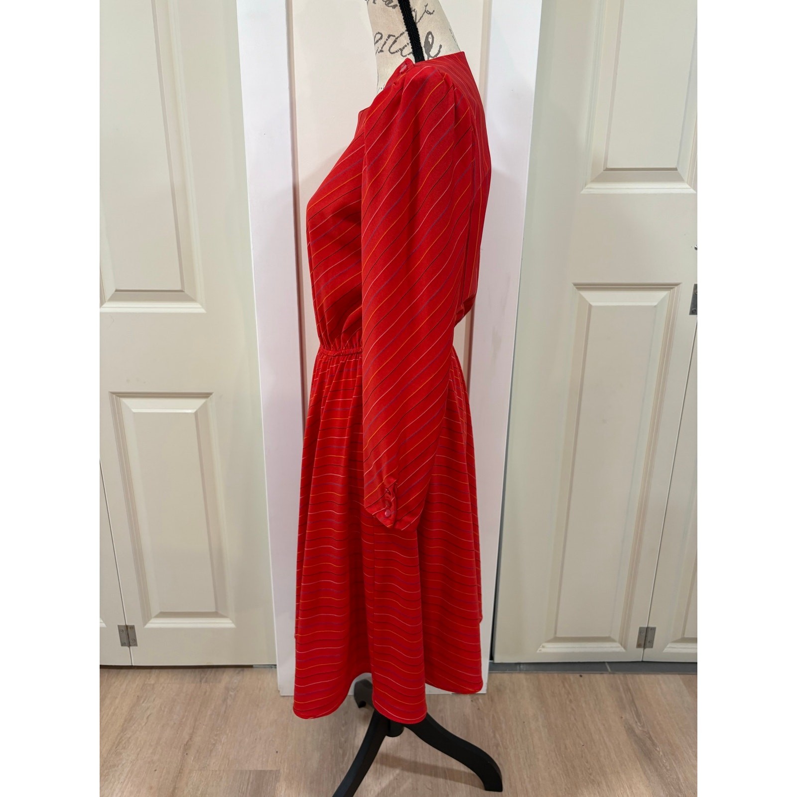 Vintage S.L Petites Size 14 Red Long Sleeve Midi Dress