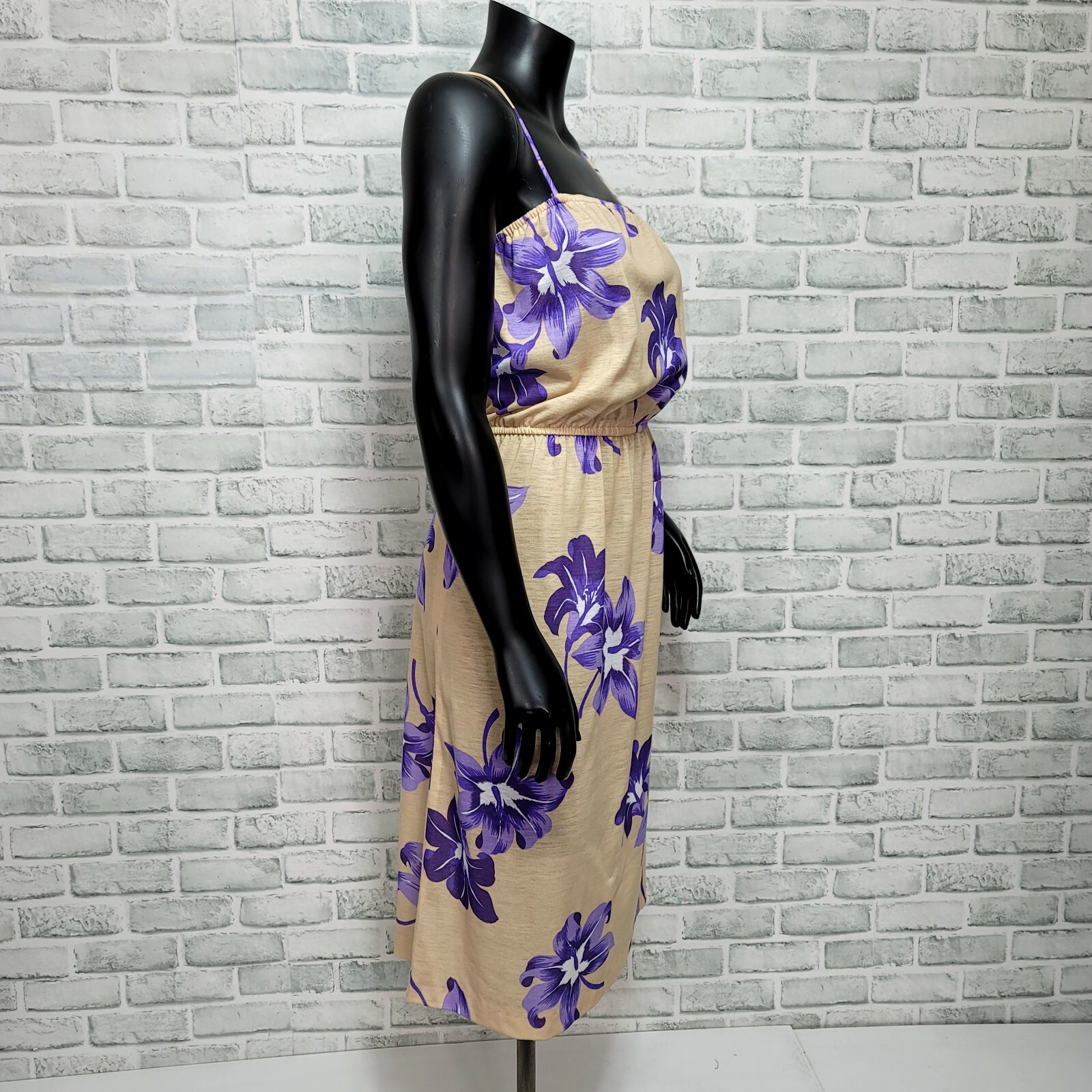 Vintage 70s 80s Sally Lou M/L Beige Purple Tropical Floral Sheath Day Dress