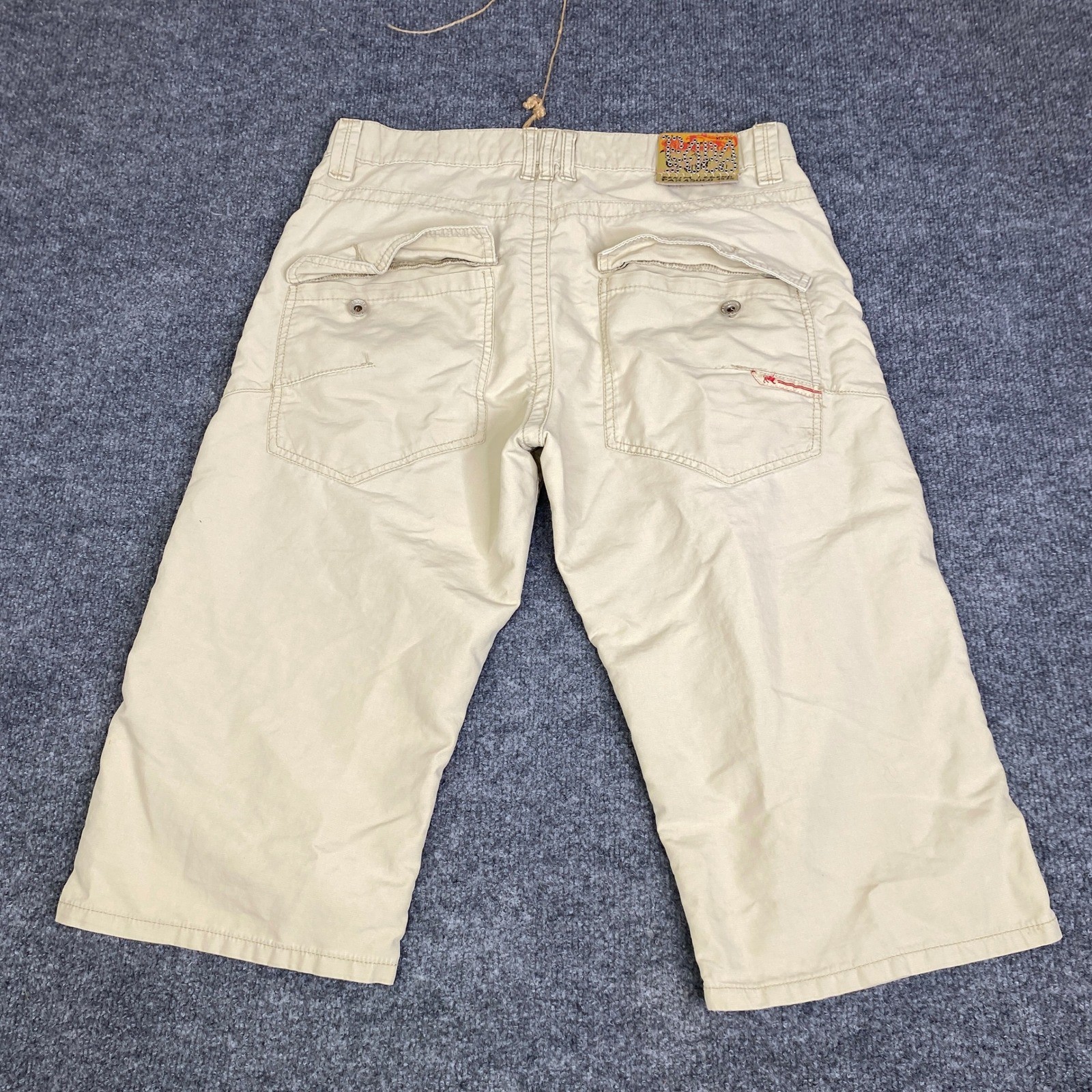 VTG Parasuco Cargo Shorts Tan Khaki Cotton Size 34 Embroidered Y2K Capri