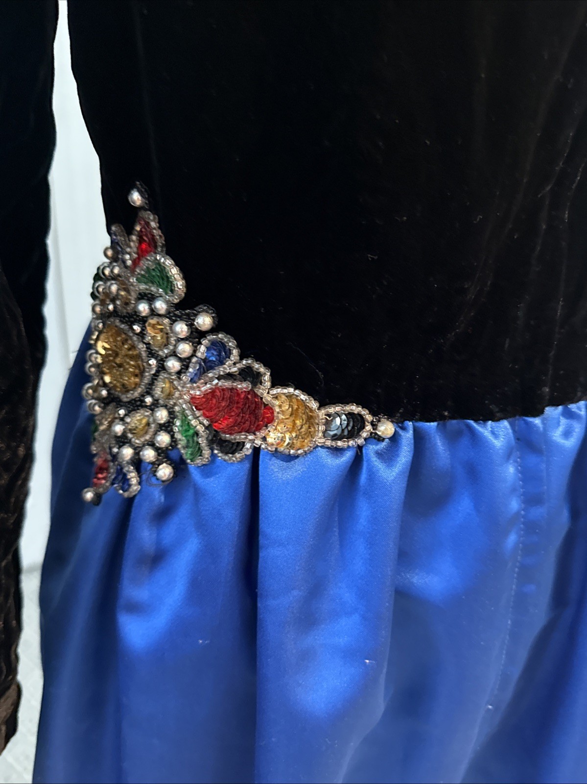 Vtg William Pearson Saks satin and velvet ballgown royal blue regal sz 16