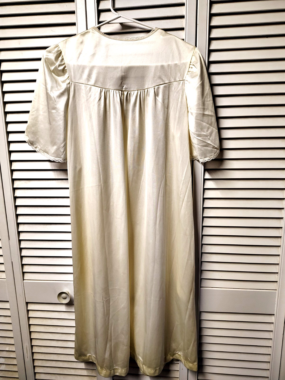 Vintage Dixie Bell Housecoat Womens M 36 Ivory Lace Button Front Pockets USA