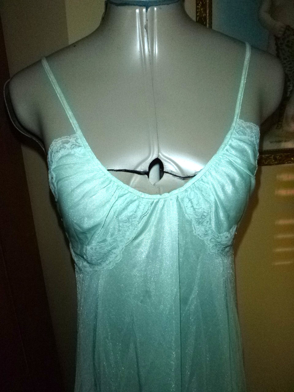 Vintage 1970”s Mint Green Avon Fashions Nightgown Negligee Size Small
