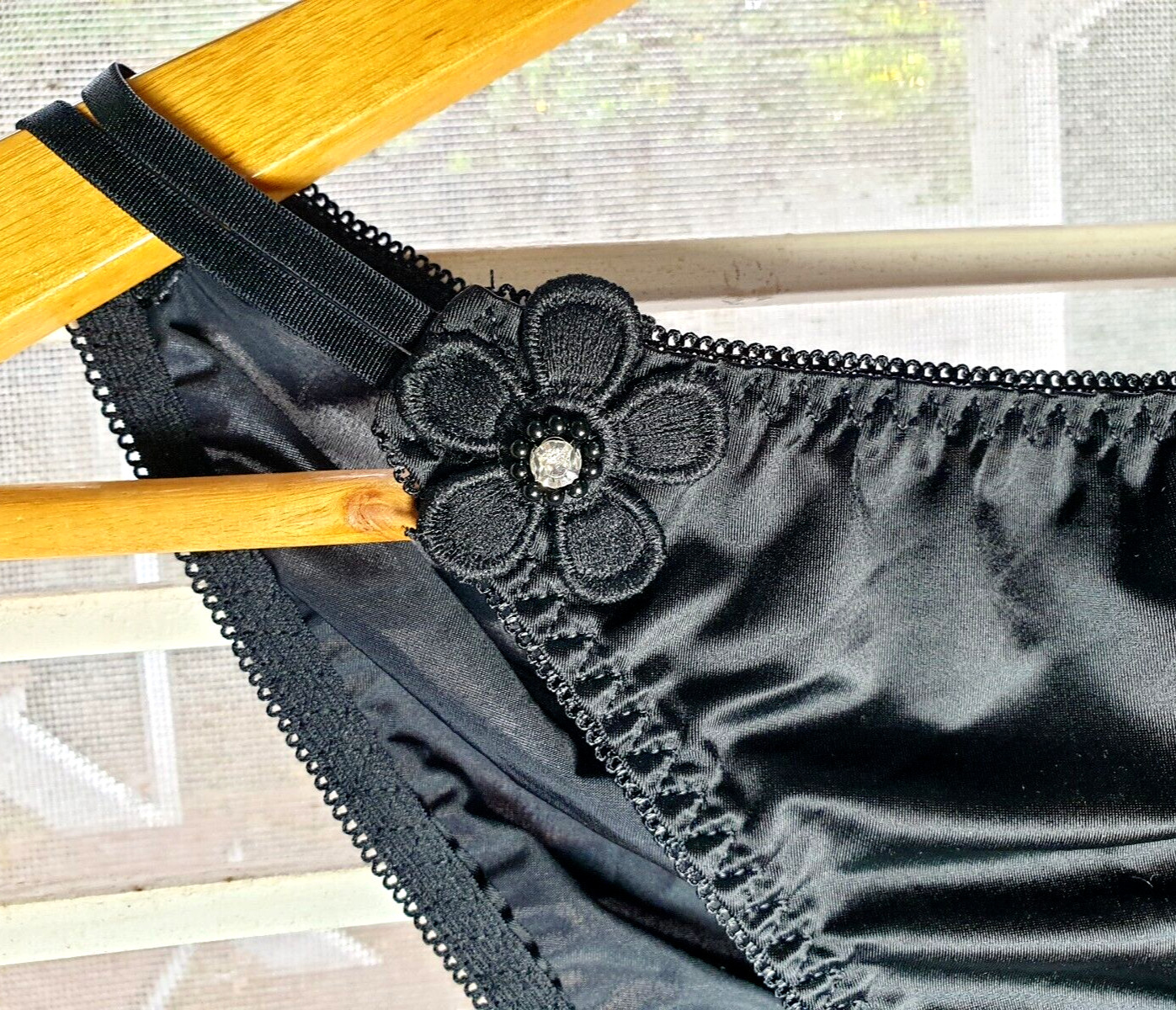 VTG Nylon Satin Panty Sissy Liquid Black Bikini String Brief Size 6-7 Hip 35-39″