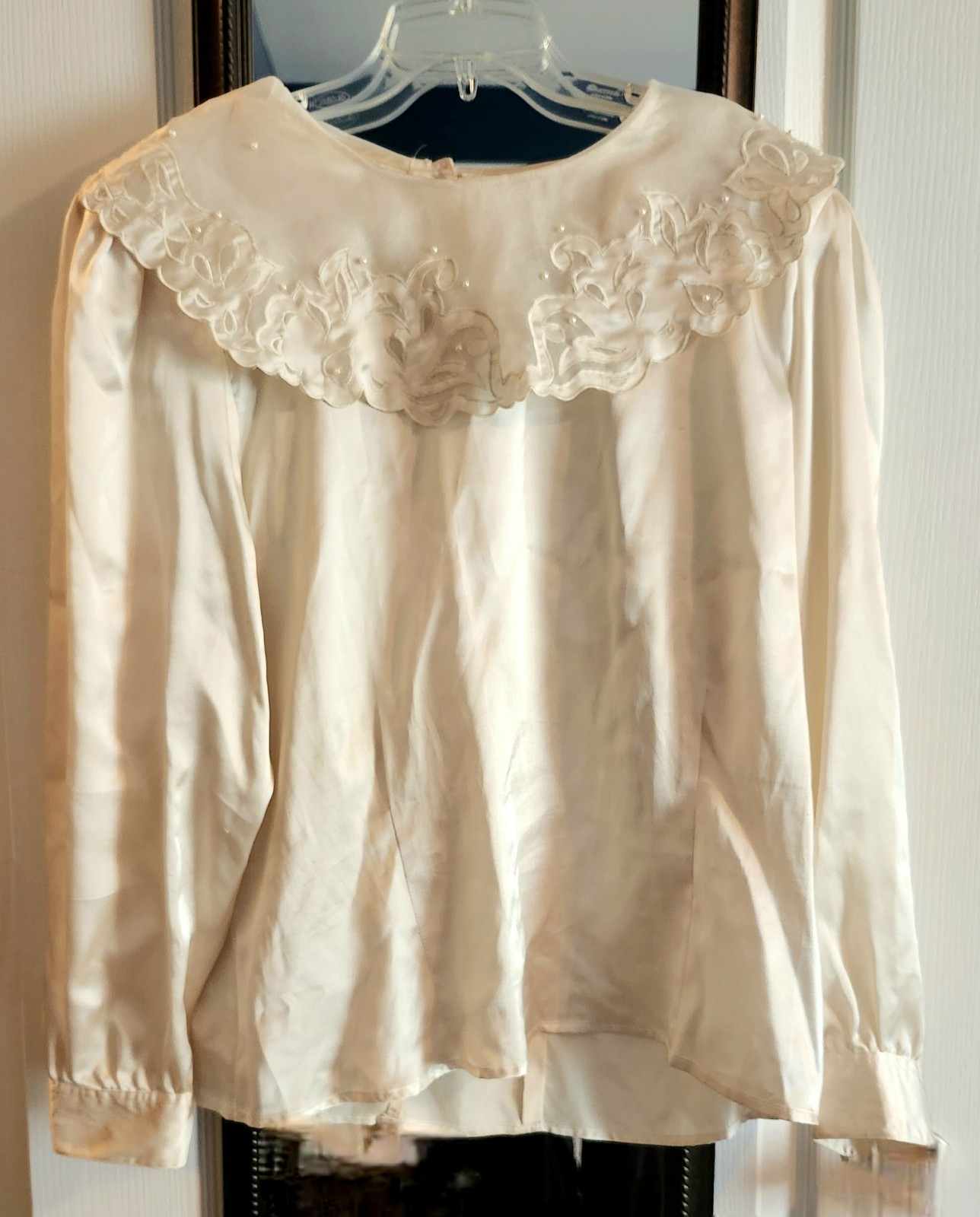 Vintage Laura & Jayne Applique Embroidery & Pearl Embelleshed Collar Blouse