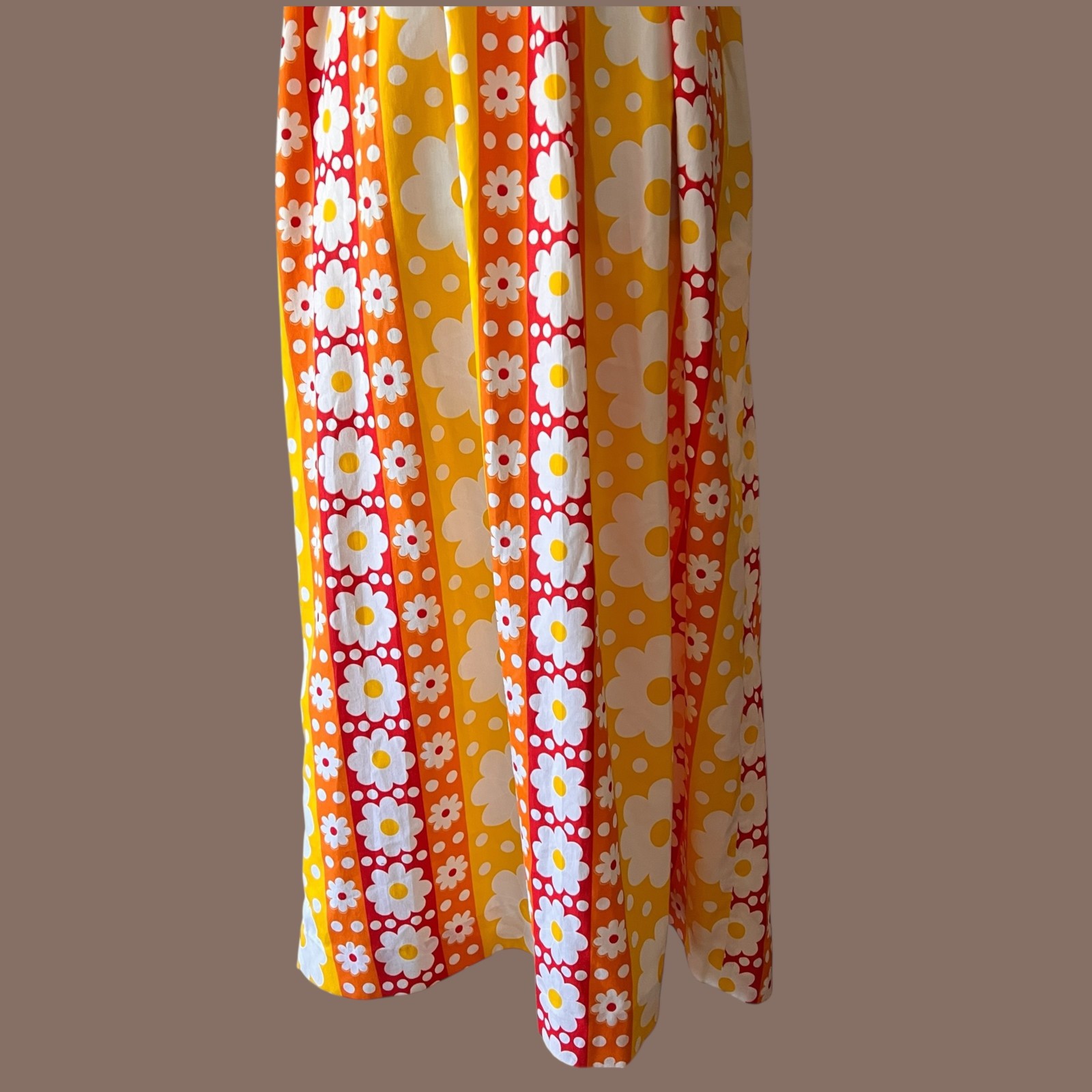 Vintage Concept 70s Swirl Floral Maxi Dress