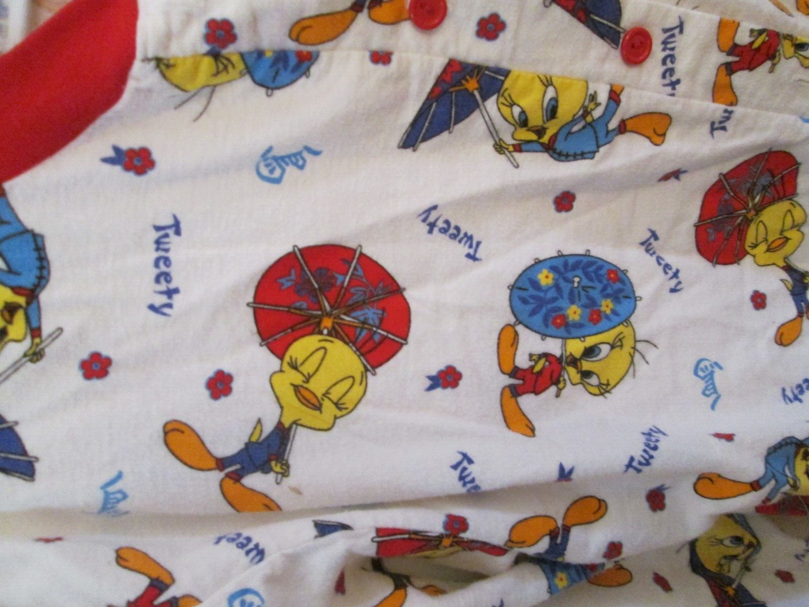 Vintage Flannel Adult One Piece Tweetie Pie Looney Tunes Size Med. Chest 44″
