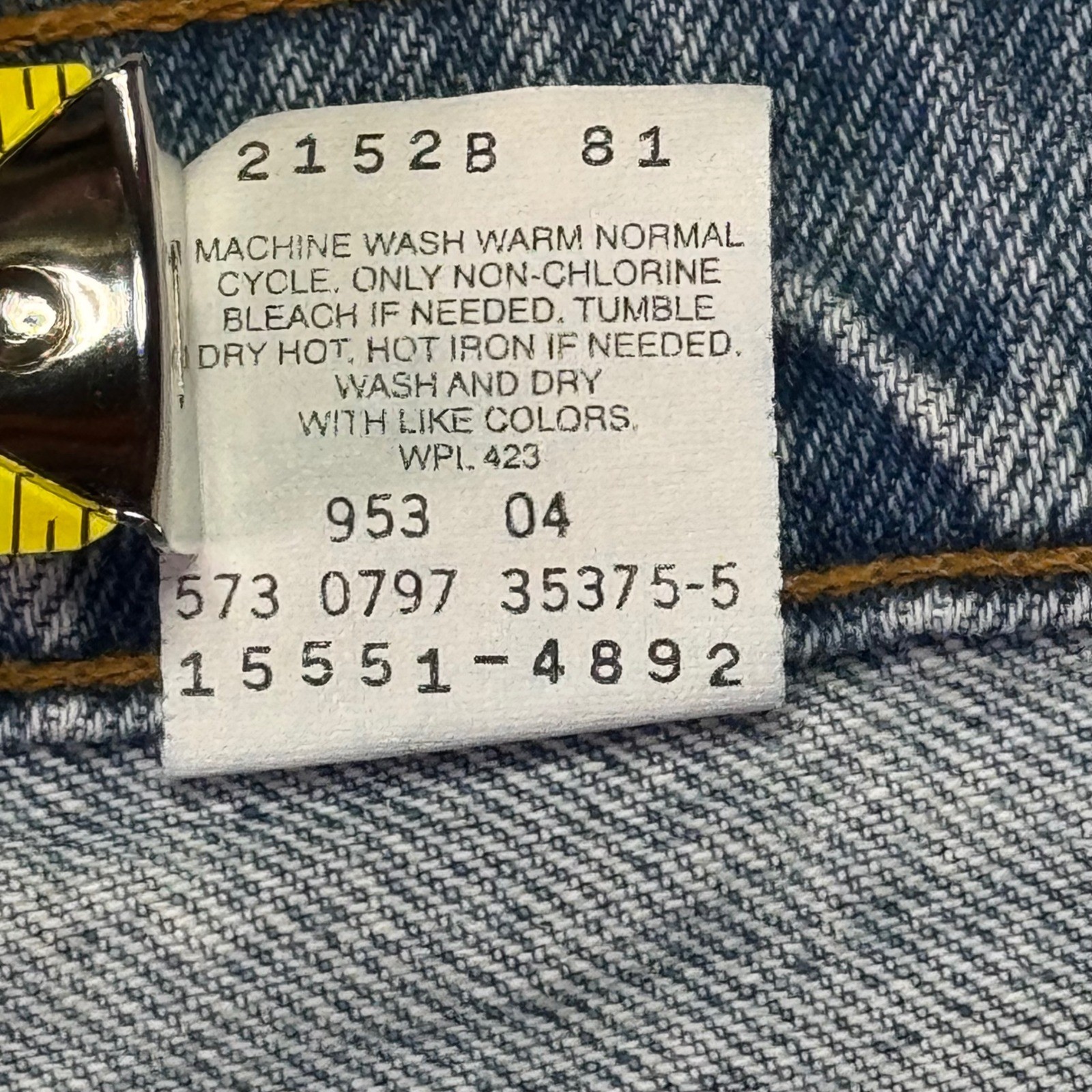 Vintage 90s Levi’s 550 Relaxed Tapered Mom Jeans High Waisted USA Made Sz 16