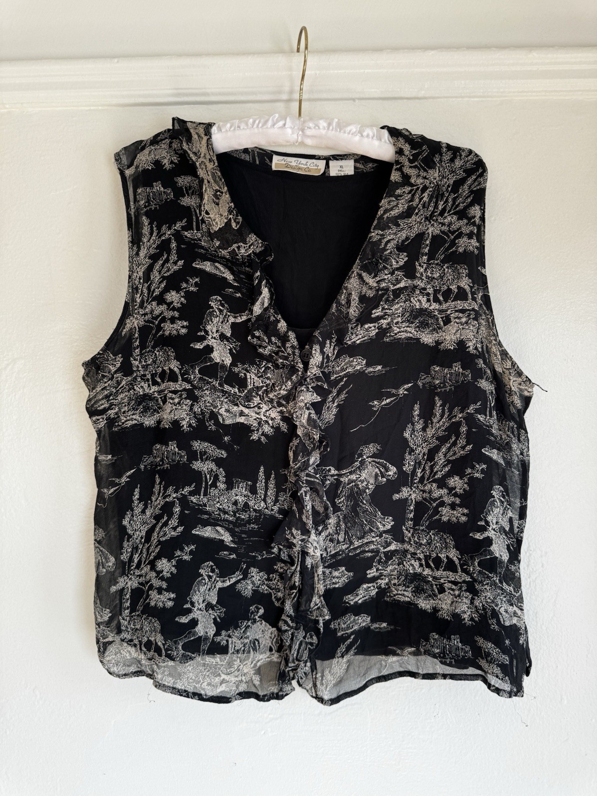 Vintage Women’s Toile De Jouy Print Silk Sleeveless Blouse Size XL