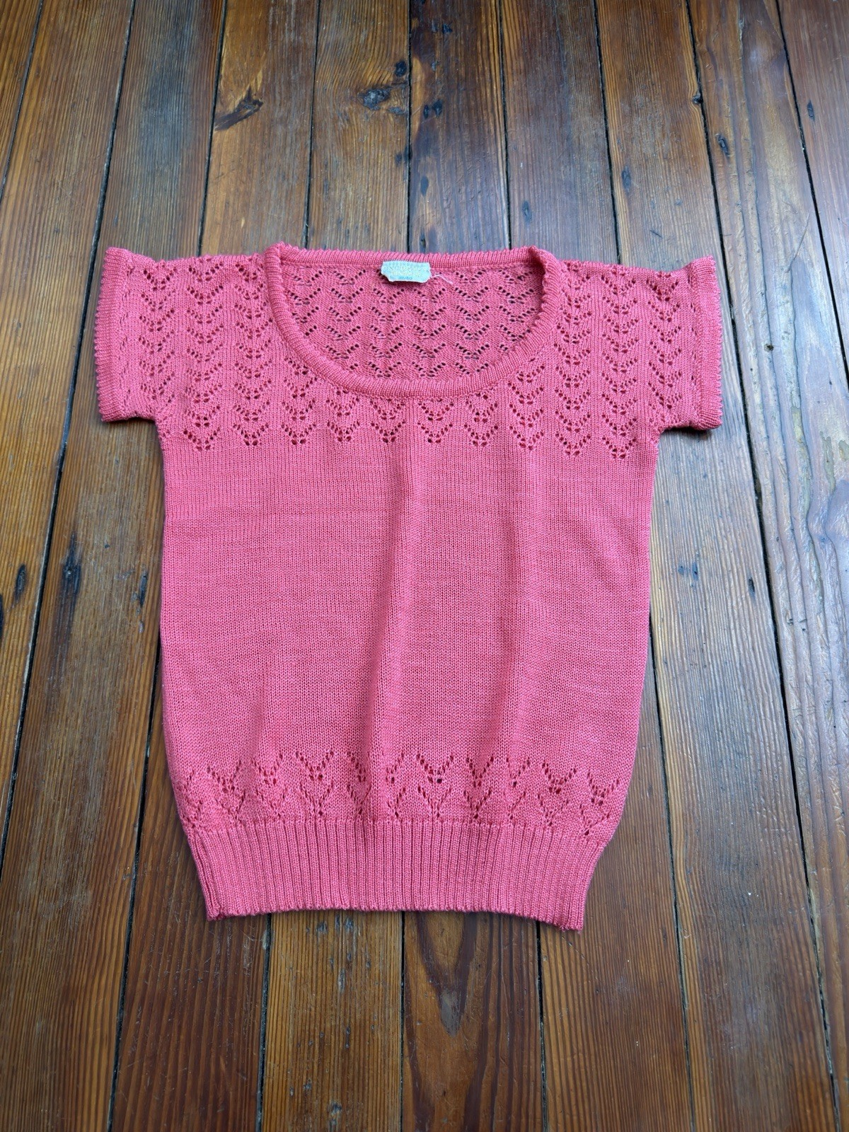 Vintage 70s exclusive fashion cap sleeve open knit pink sweater