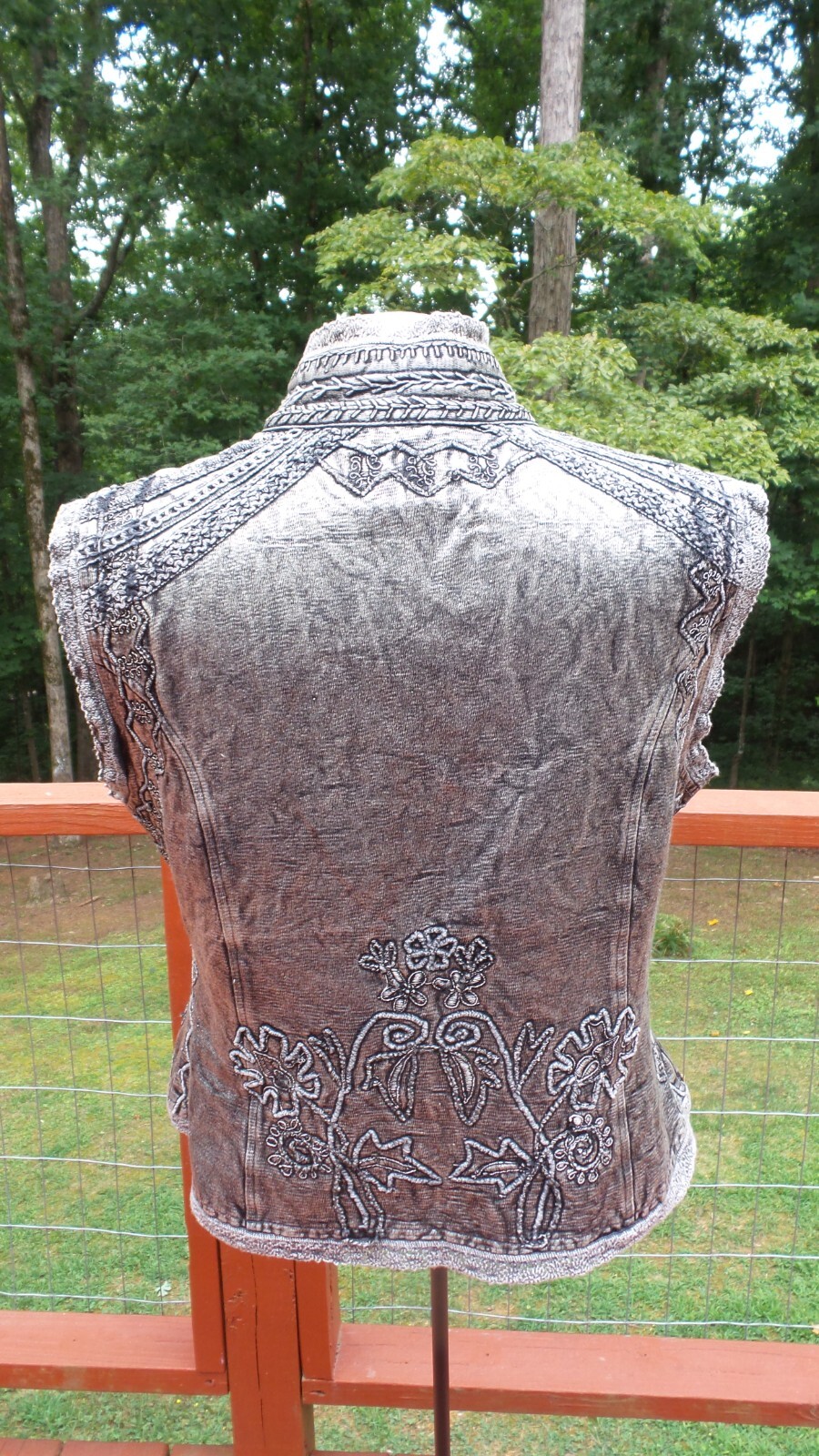 Vintage 80’s FLASHBACK Black Embroidered Sequined Lace Denim Boho Vest size M