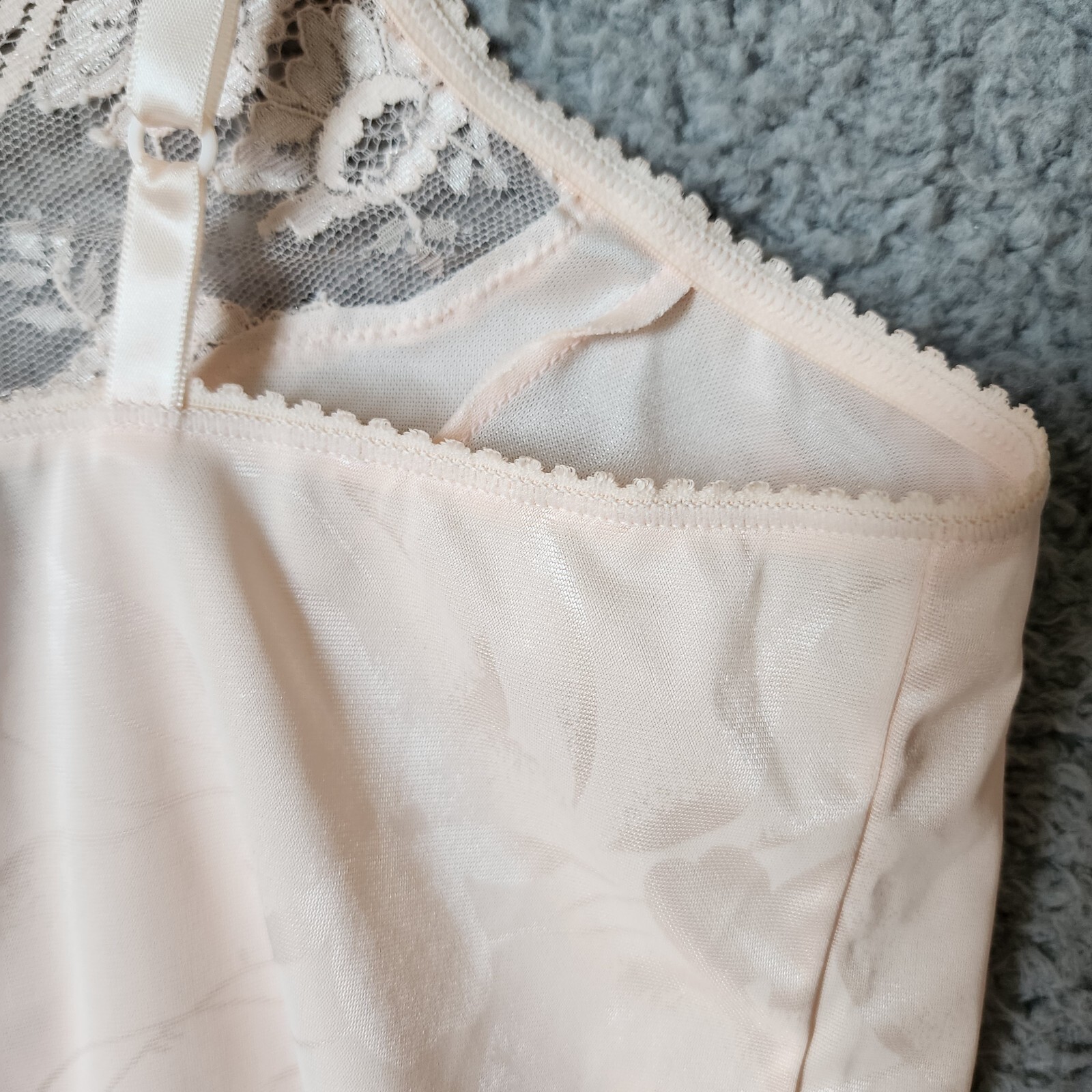 JC Penney Intimate Thoughts Adonna Camisole Top Satin/Lace Pink Floral 6490 Sz L