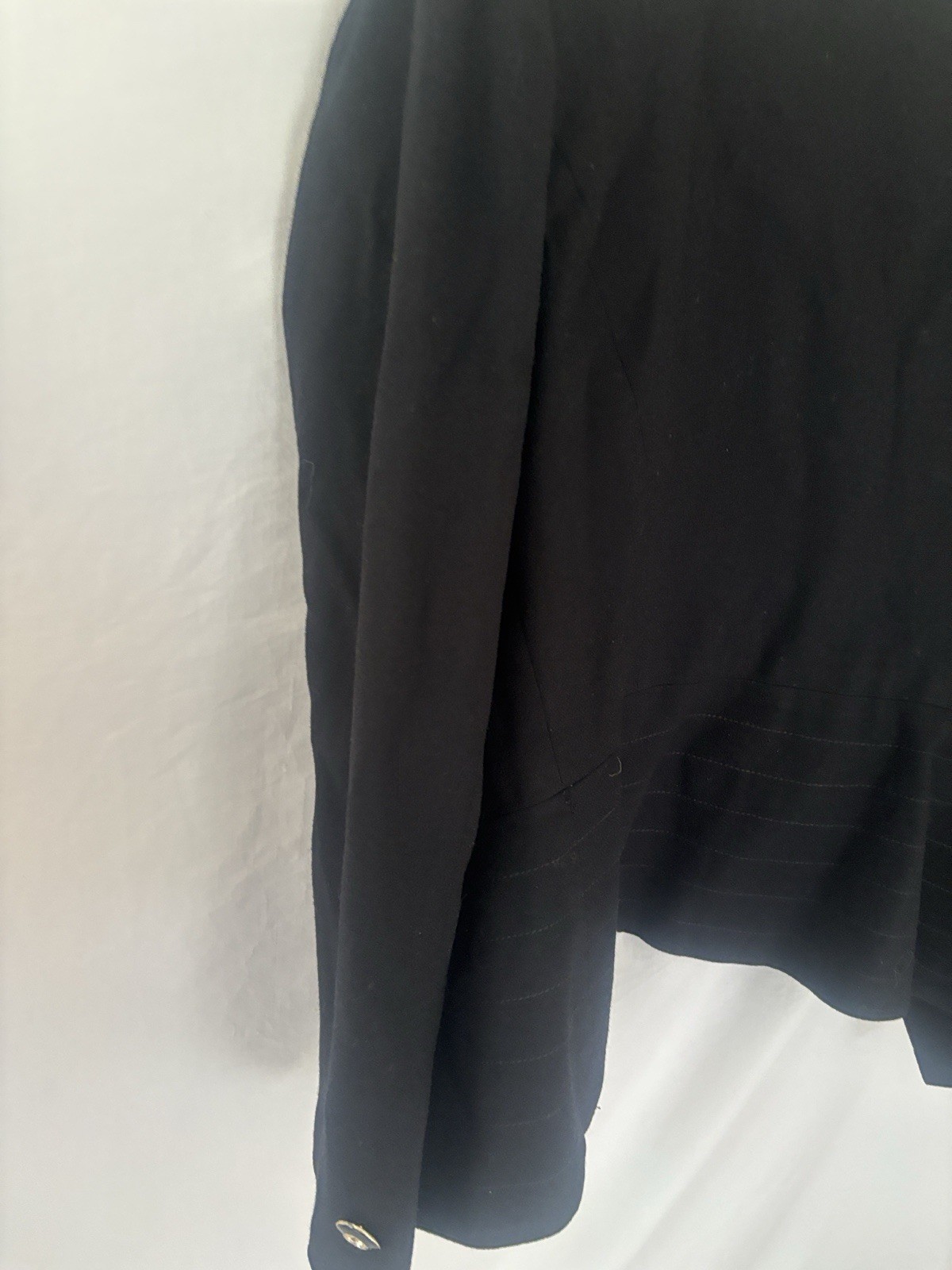 Vintage Late 1980s Albert Nipon Blazer Size 6 100% Wool Original Buttons.