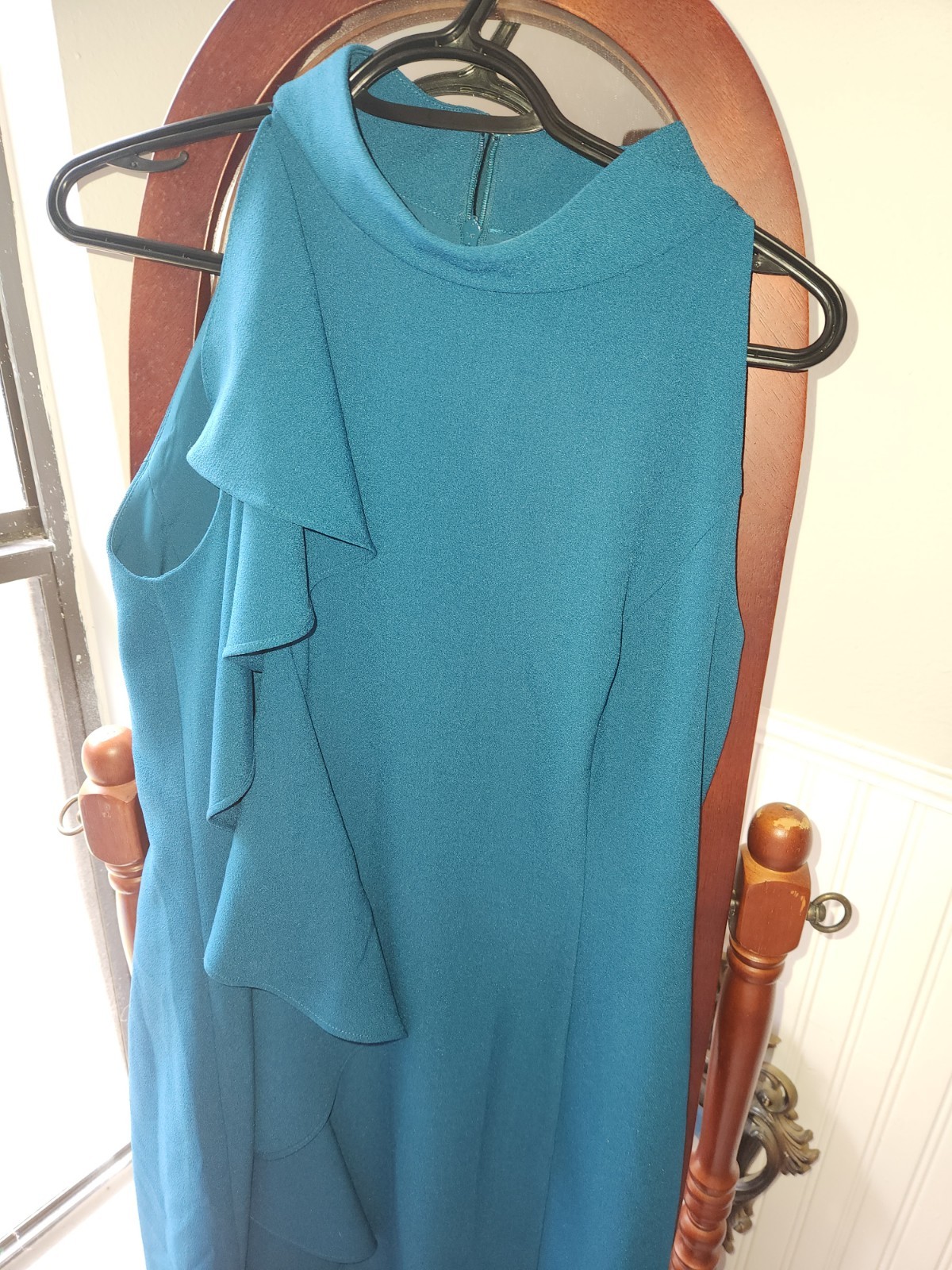 Eliza J Ruffle Sleeveless Sheath Mock Neck Cocktail Dress Size 14